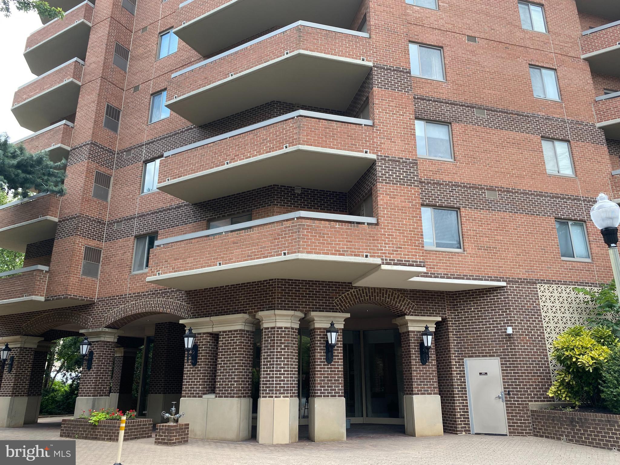 BALLSTON - Residential Lease