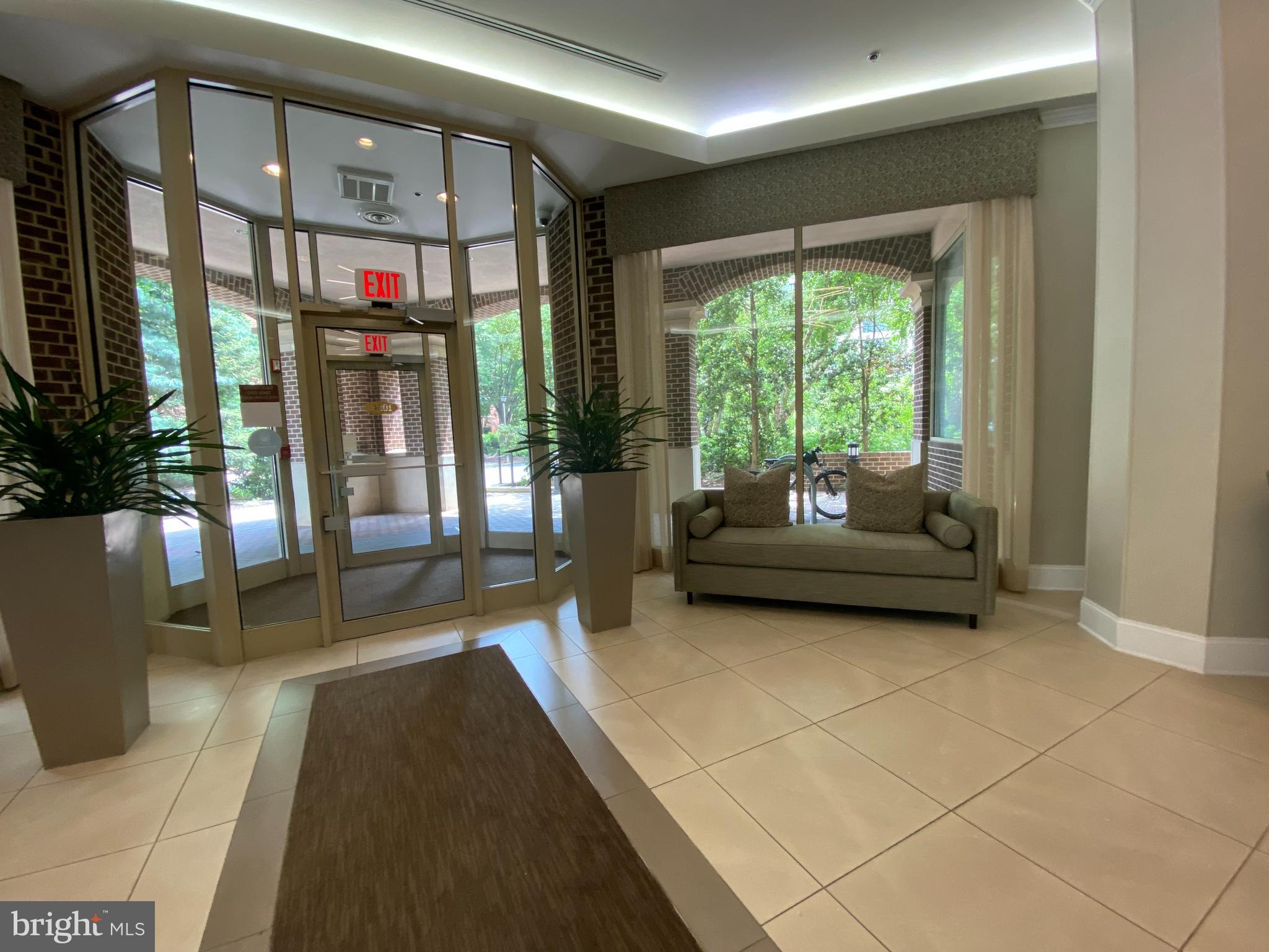 BALLSTON - Residential Lease