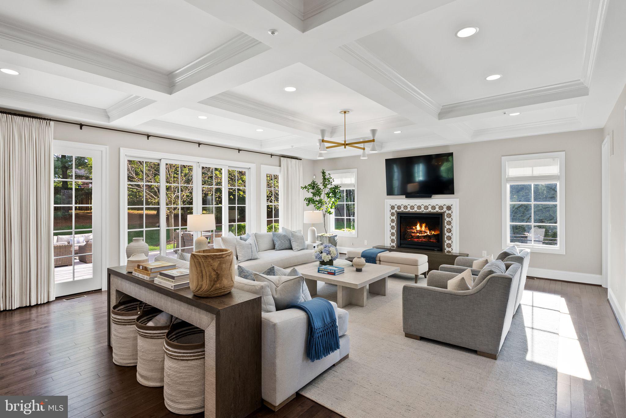 WORTHINGTON GREEN - Residential