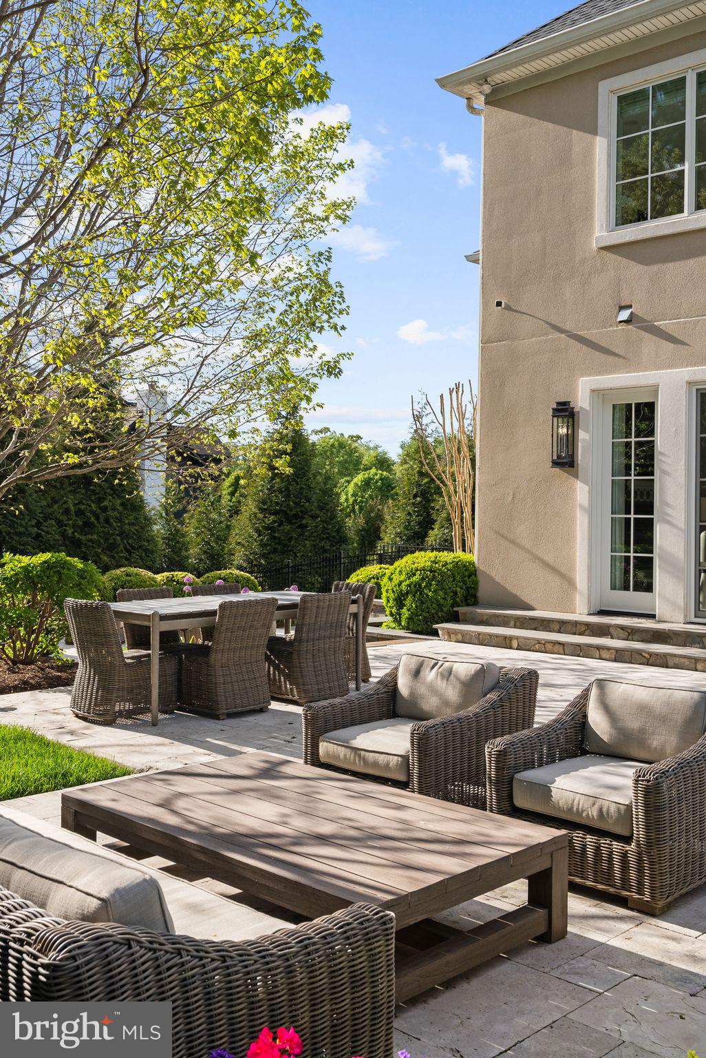 WORTHINGTON GREEN - Residential