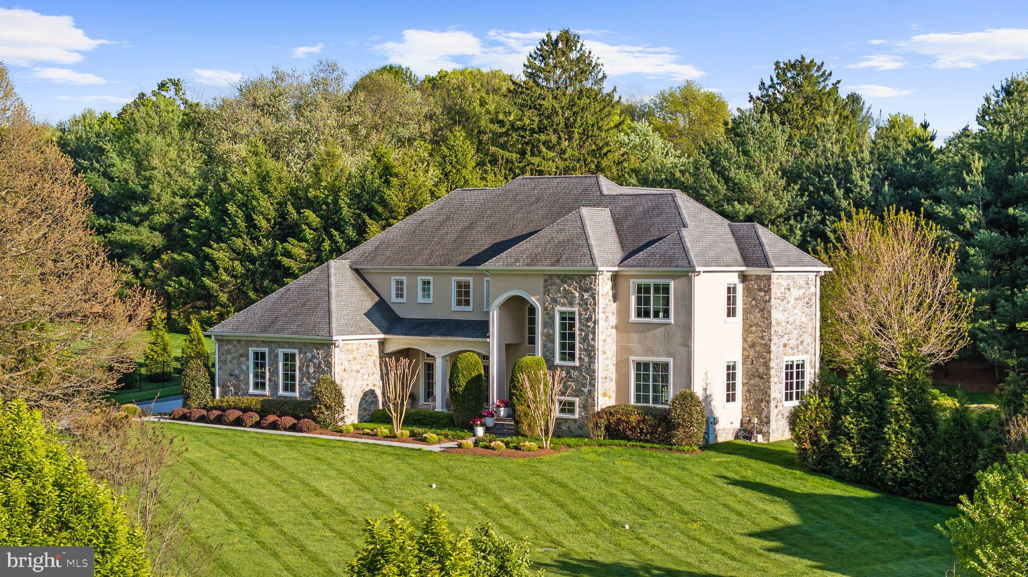 WORTHINGTON GREEN - Residential