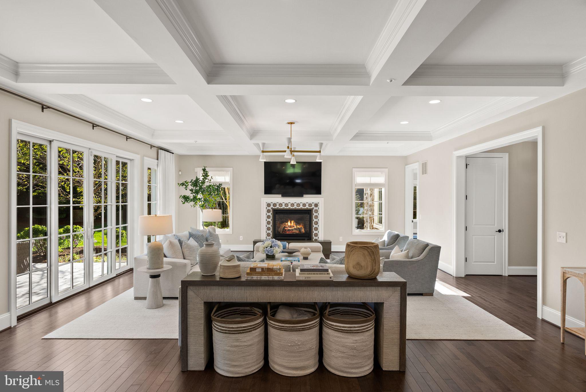 WORTHINGTON GREEN - Residential