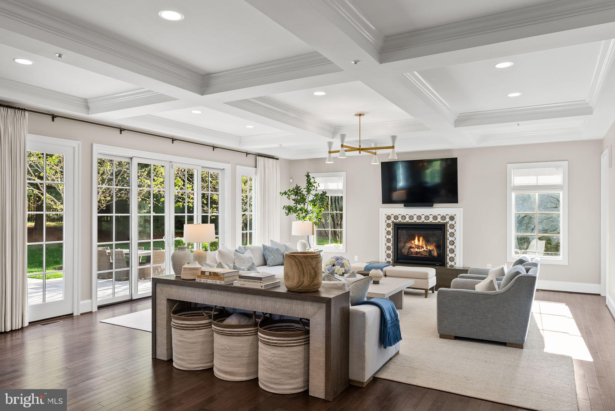 WORTHINGTON GREEN - Residential