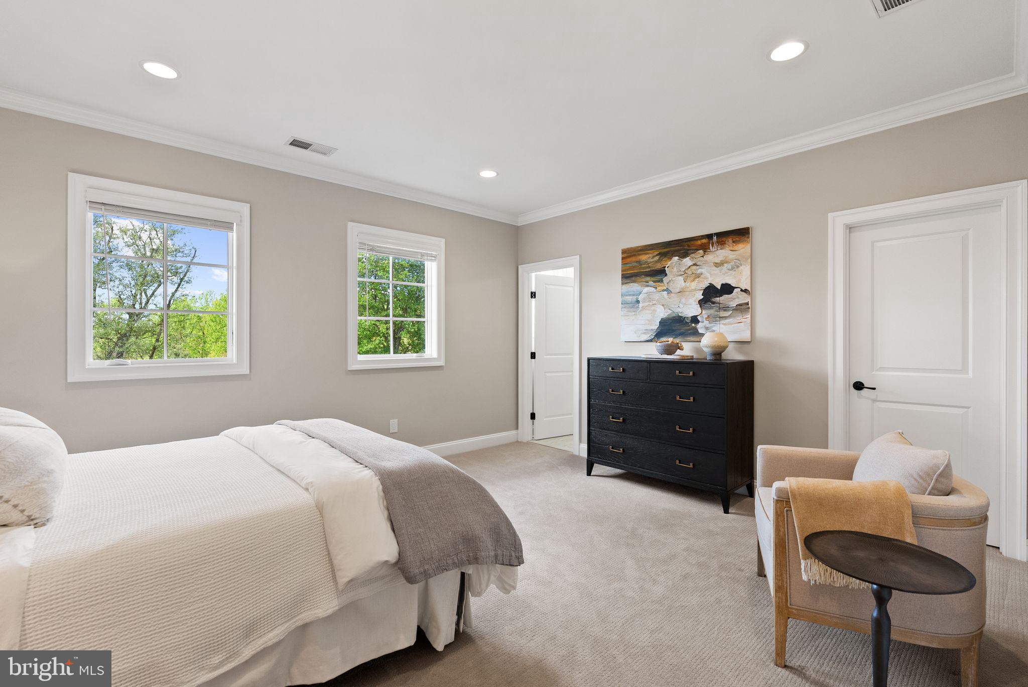 WORTHINGTON GREEN - Residential