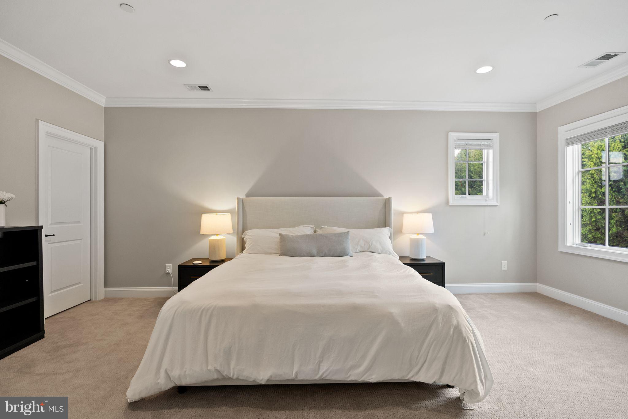 WORTHINGTON GREEN - Residential