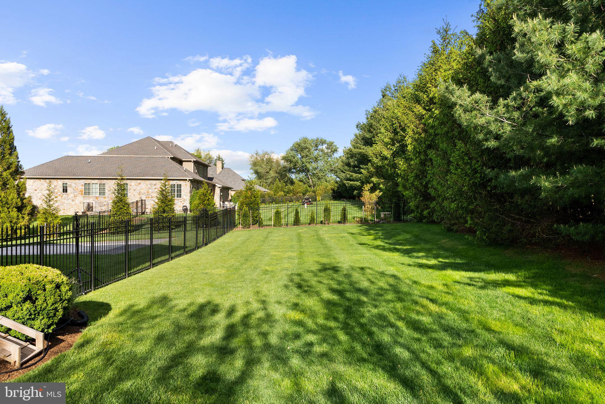 WORTHINGTON GREEN - Residential