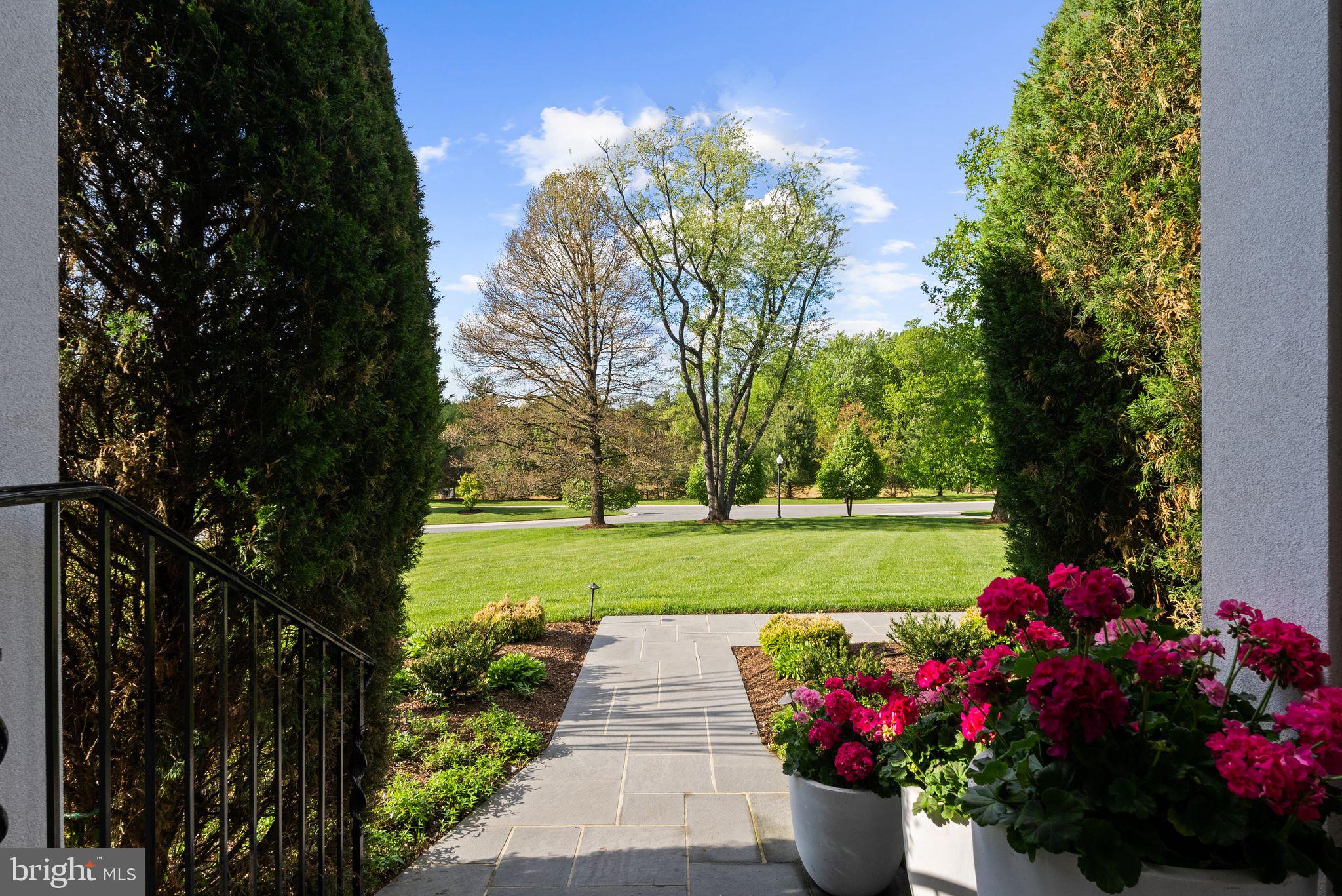 WORTHINGTON GREEN - Residential