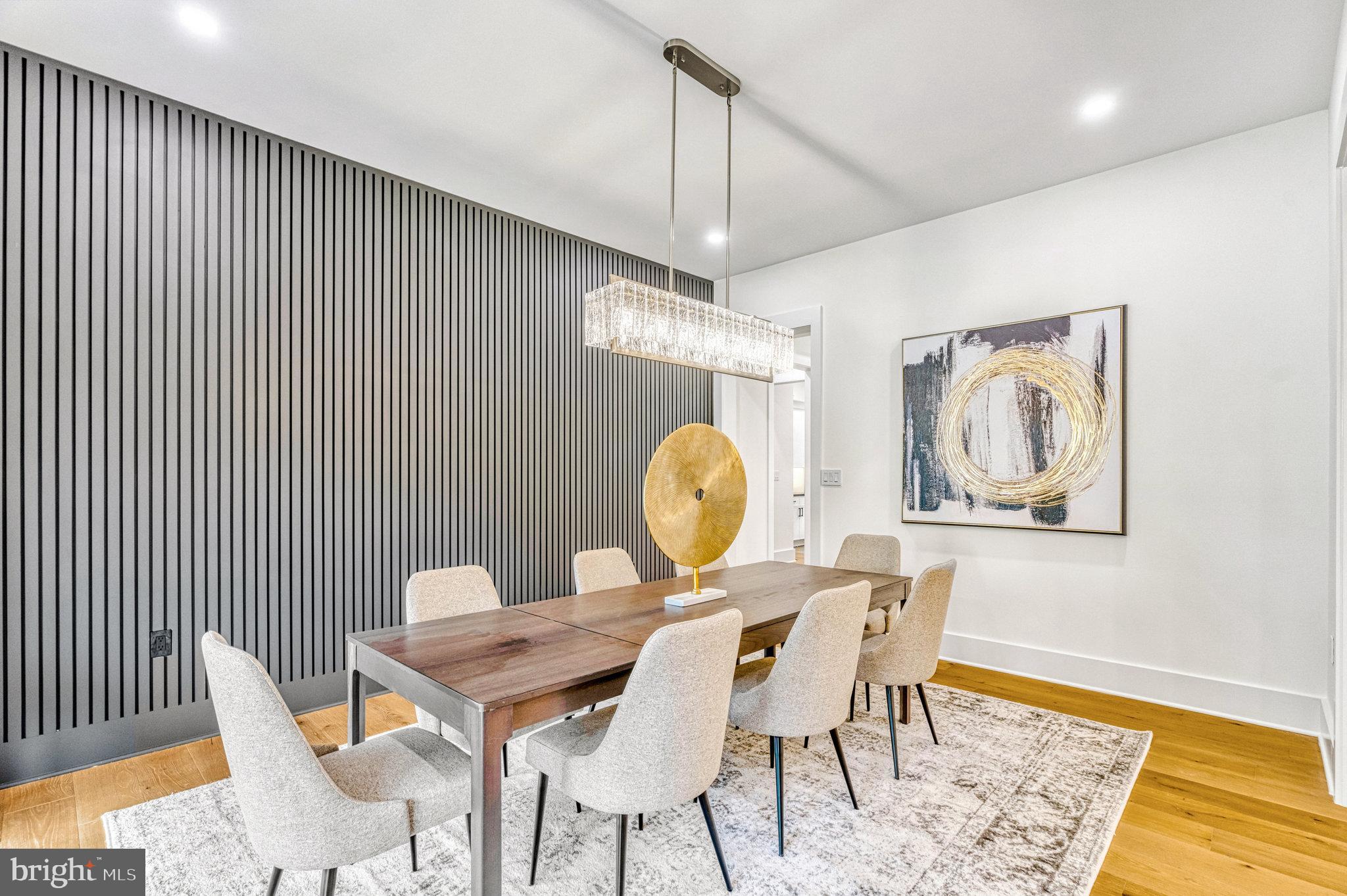 WESTBRIAR COUNTRY CLUB MANOR - Residential