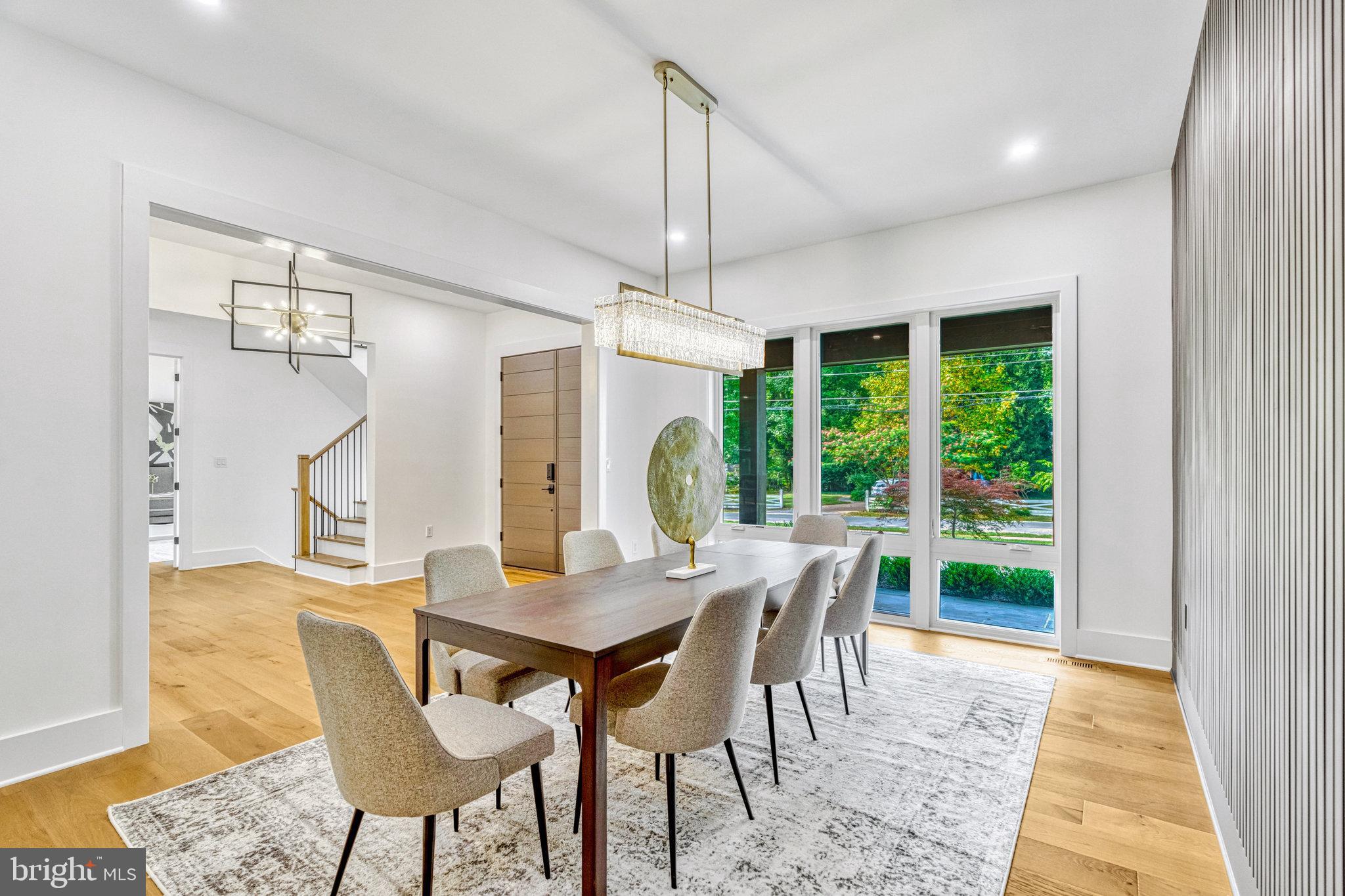 WESTBRIAR COUNTRY CLUB MANOR - Residential