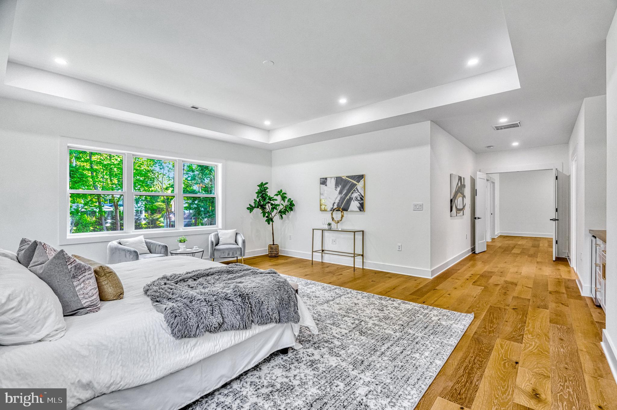 WESTBRIAR COUNTRY CLUB MANOR - Residential