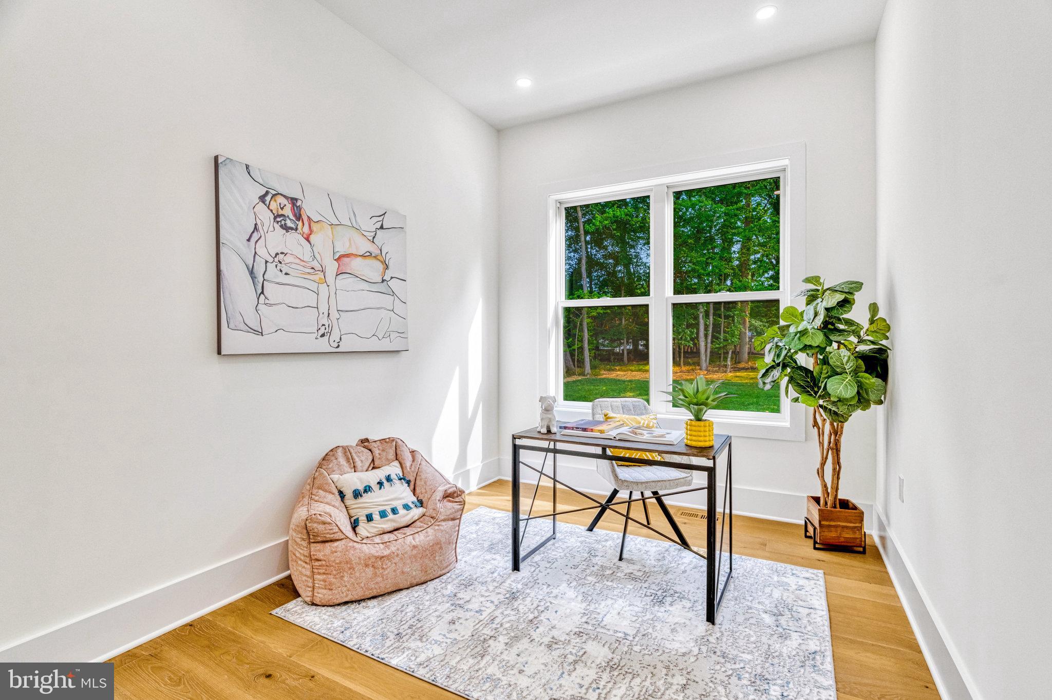 WESTBRIAR COUNTRY CLUB MANOR - Residential