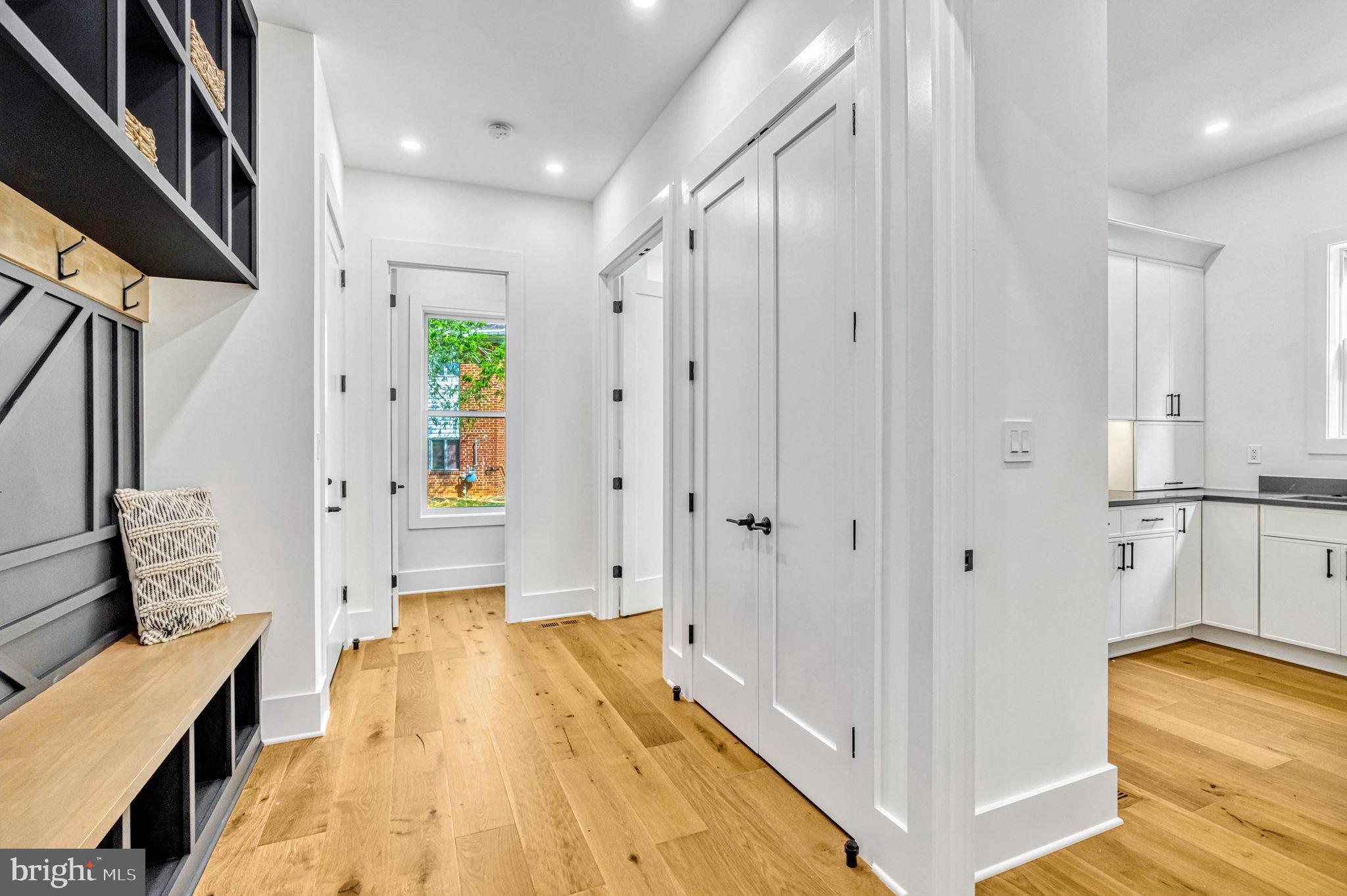 WESTBRIAR COUNTRY CLUB MANOR - Residential