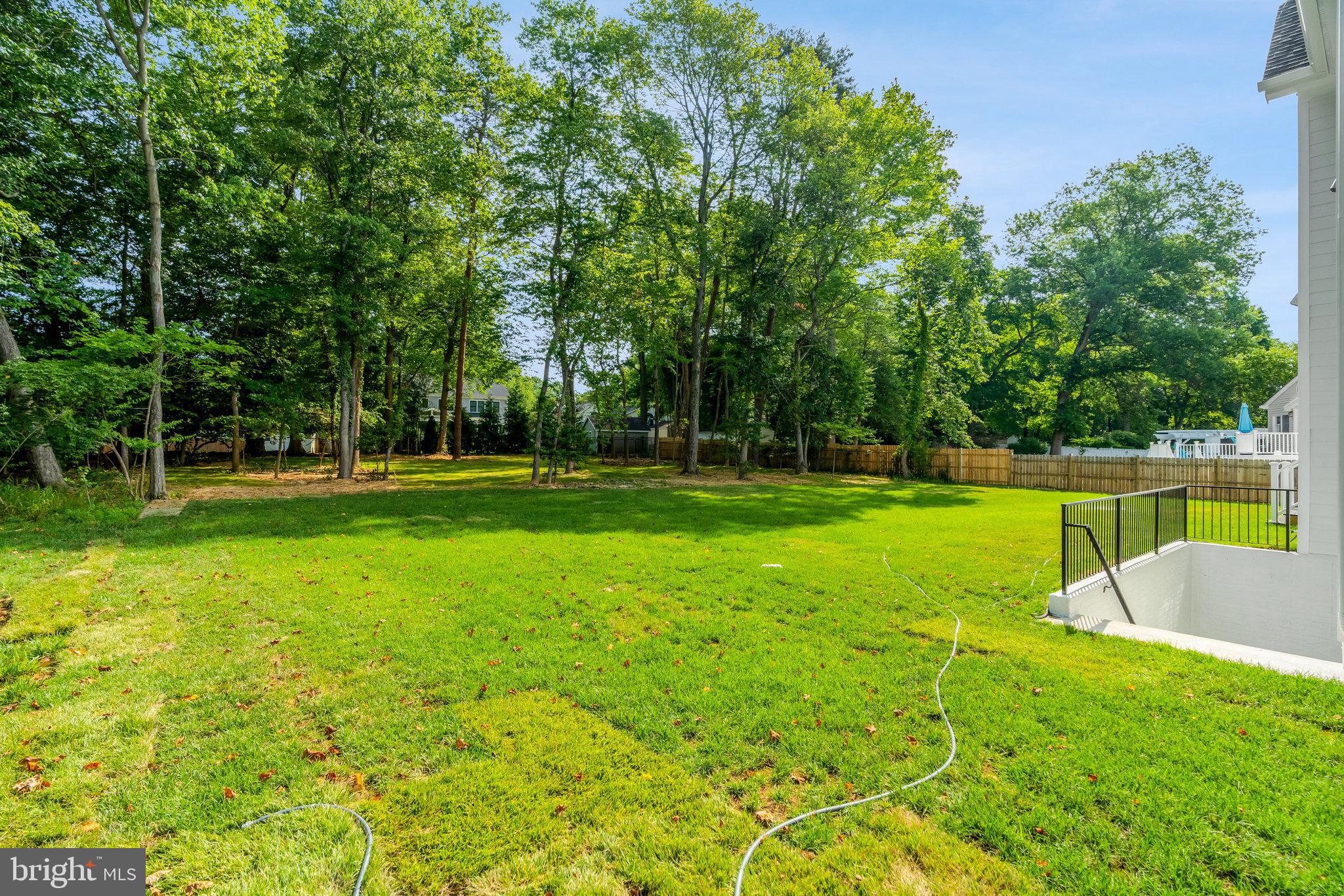 WESTBRIAR COUNTRY CLUB MANOR - Residential