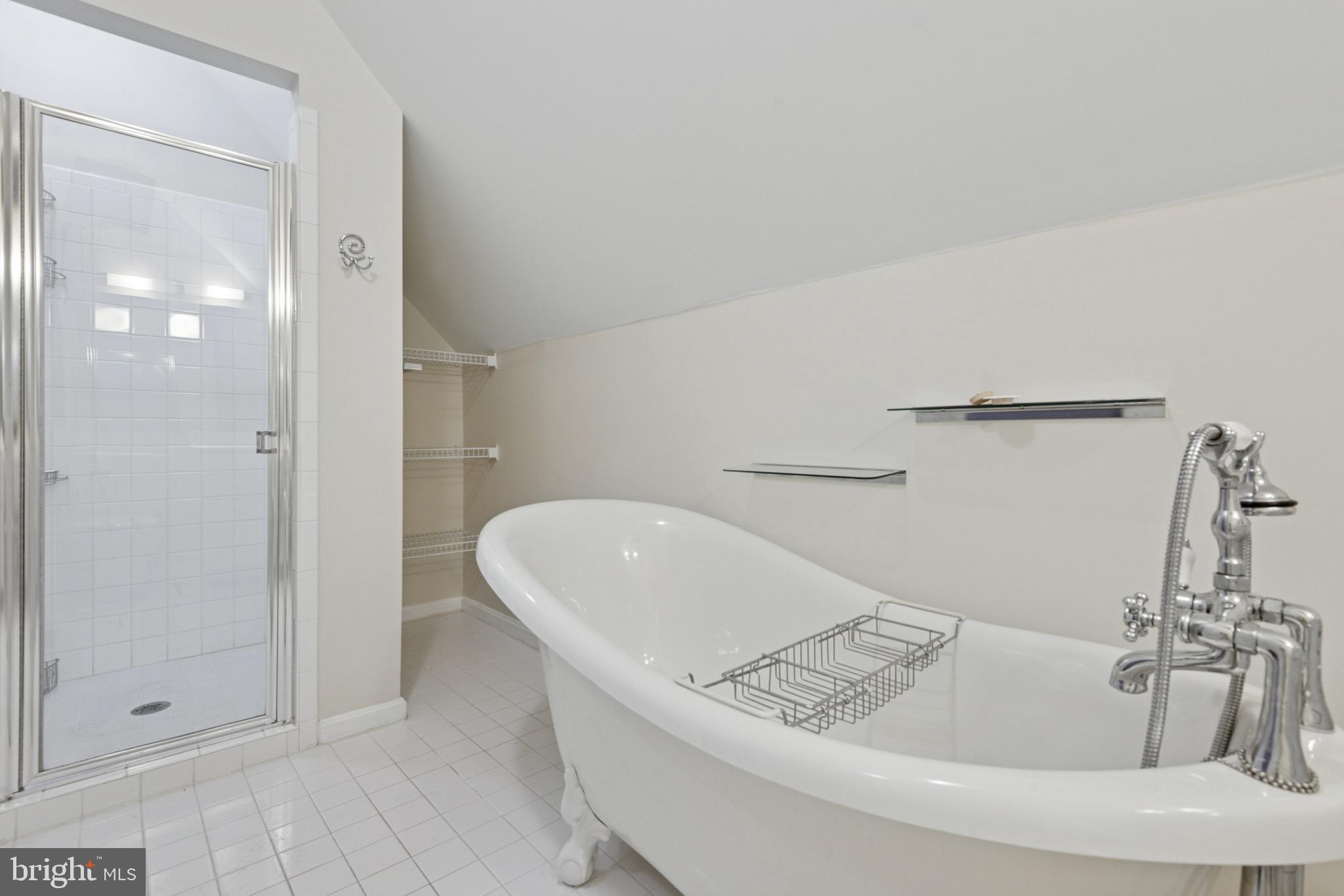 MARLTON - Residential