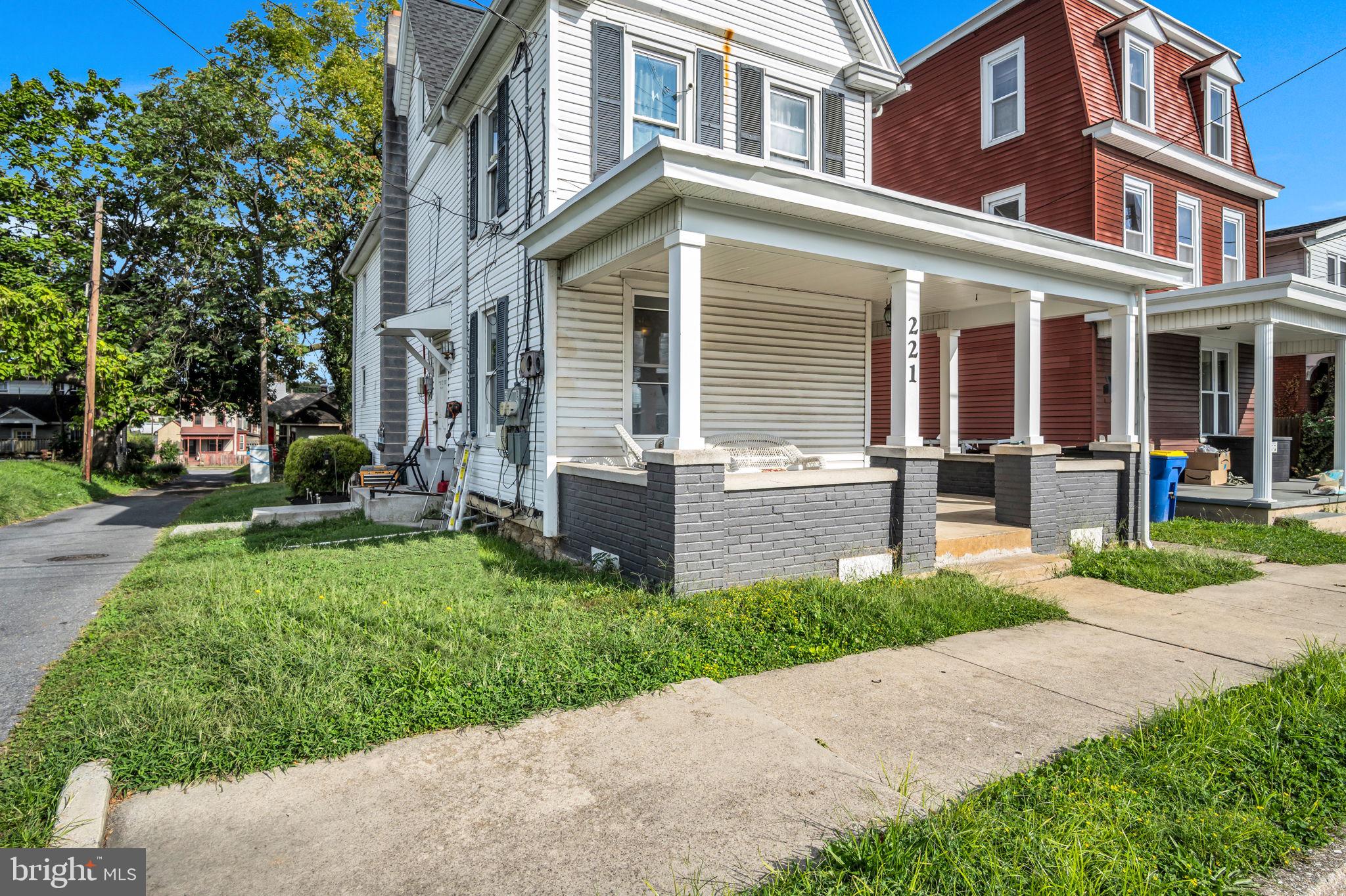 221 7TH STREET