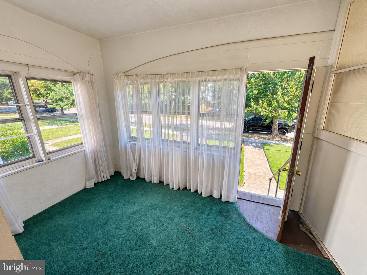 2819 ALVARADO SQUARE
