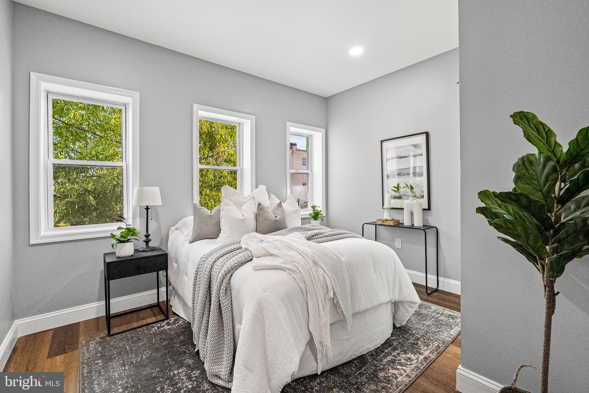 BROADWAY EAST - Residential