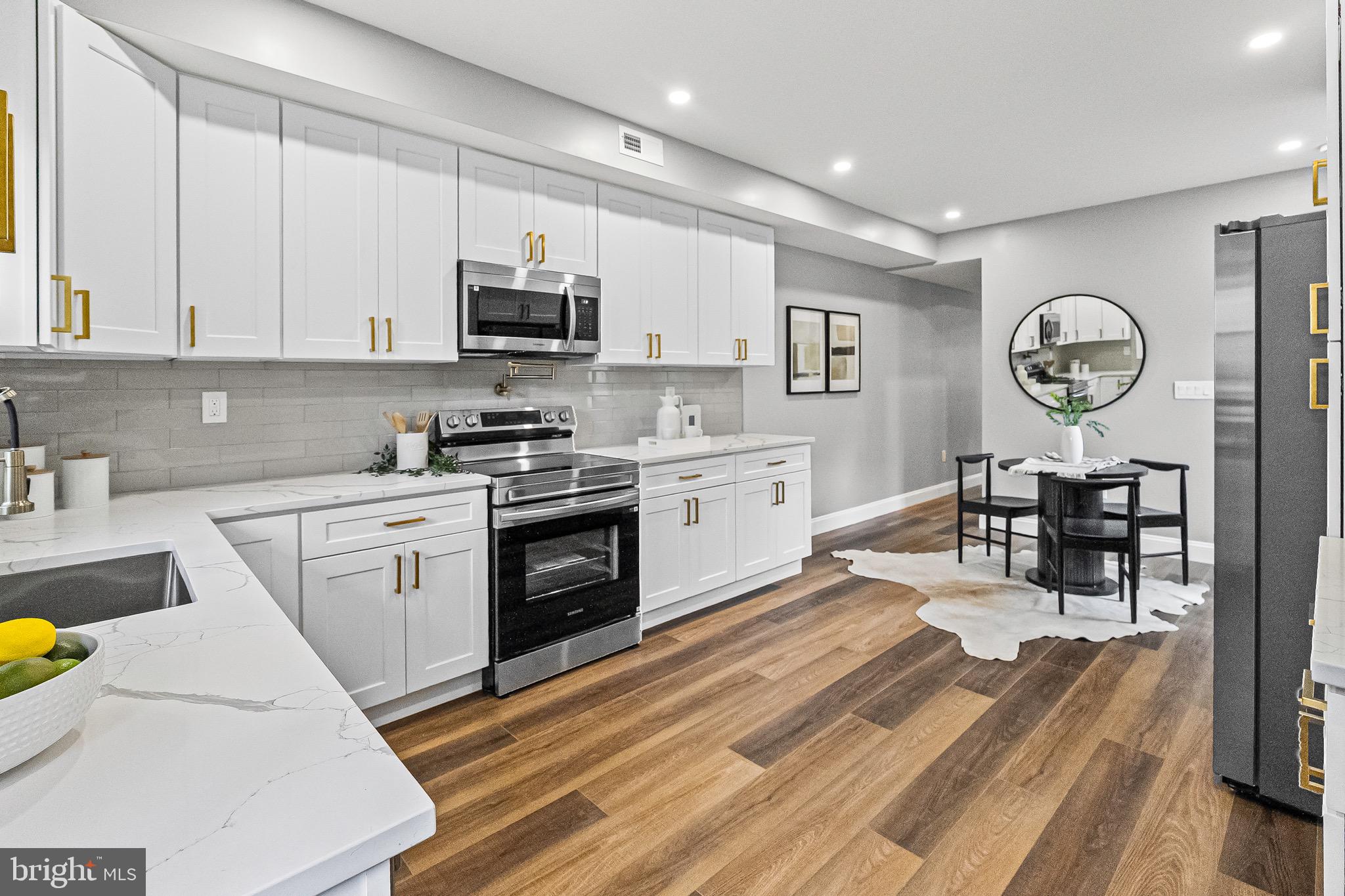 BROADWAY EAST - Residential