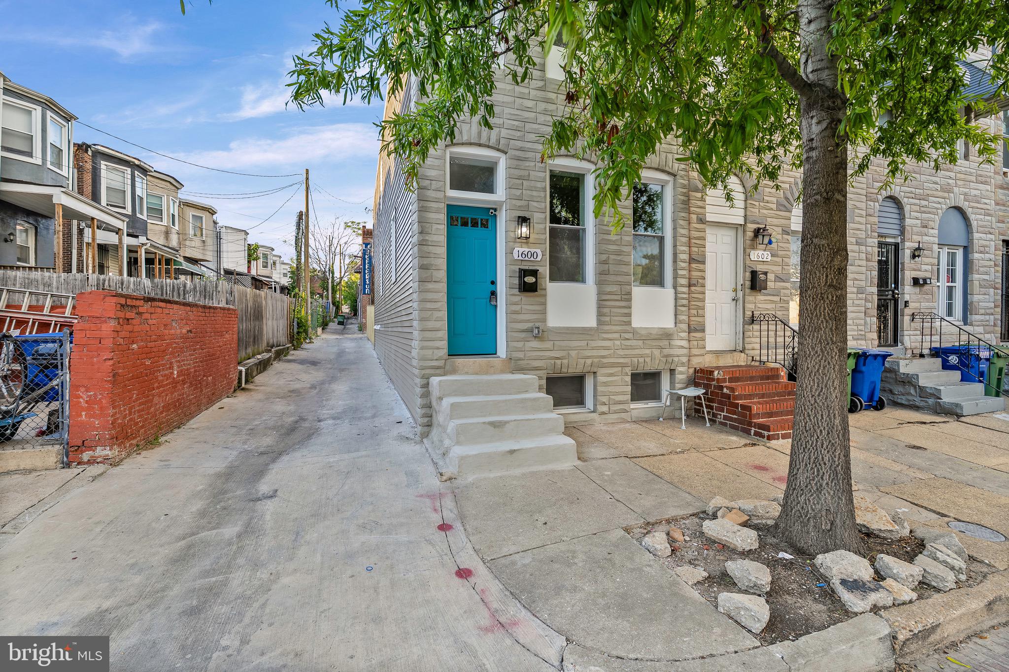 BROADWAY EAST - Residential