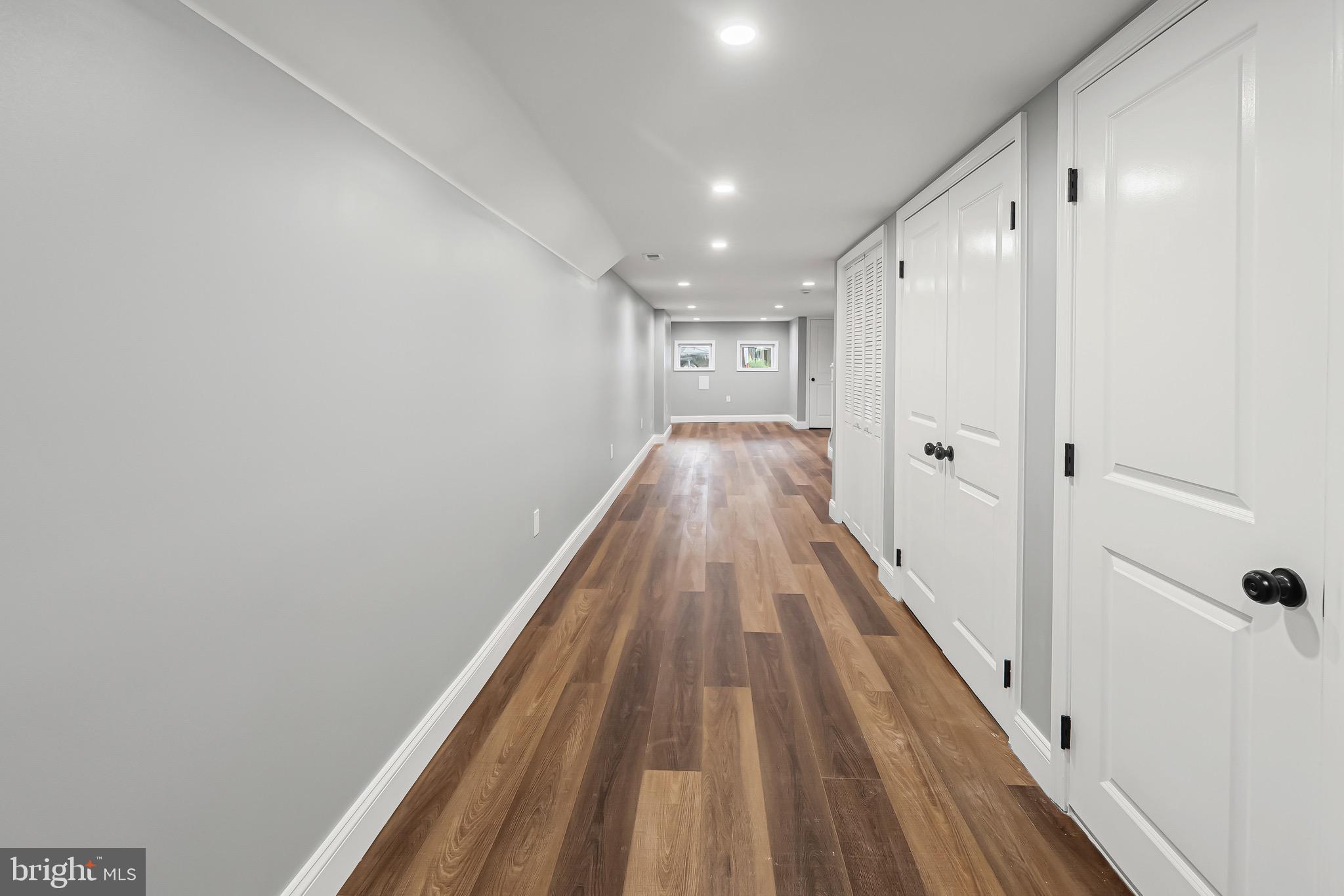 BROADWAY EAST - Residential