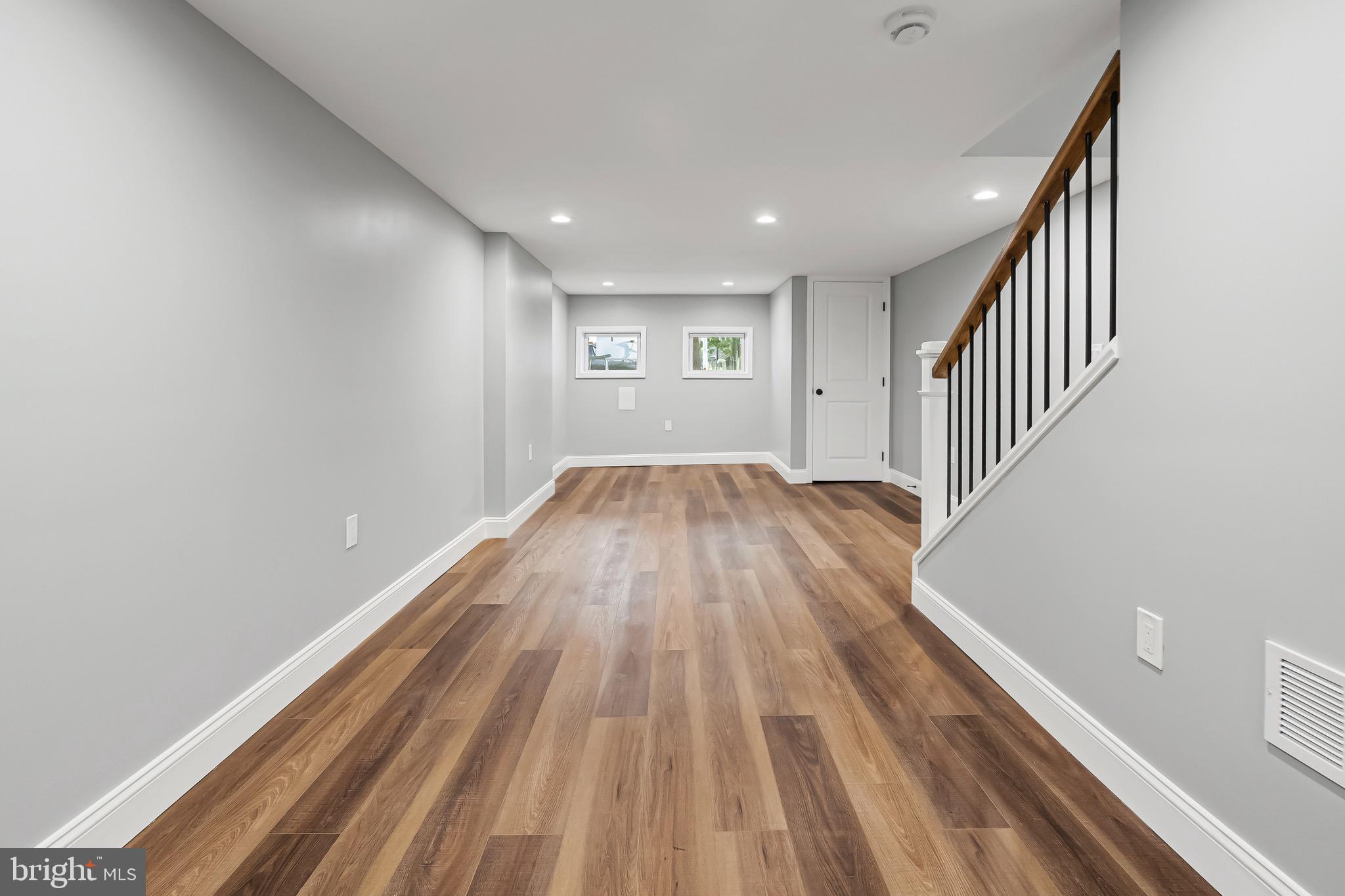 BROADWAY EAST - Residential