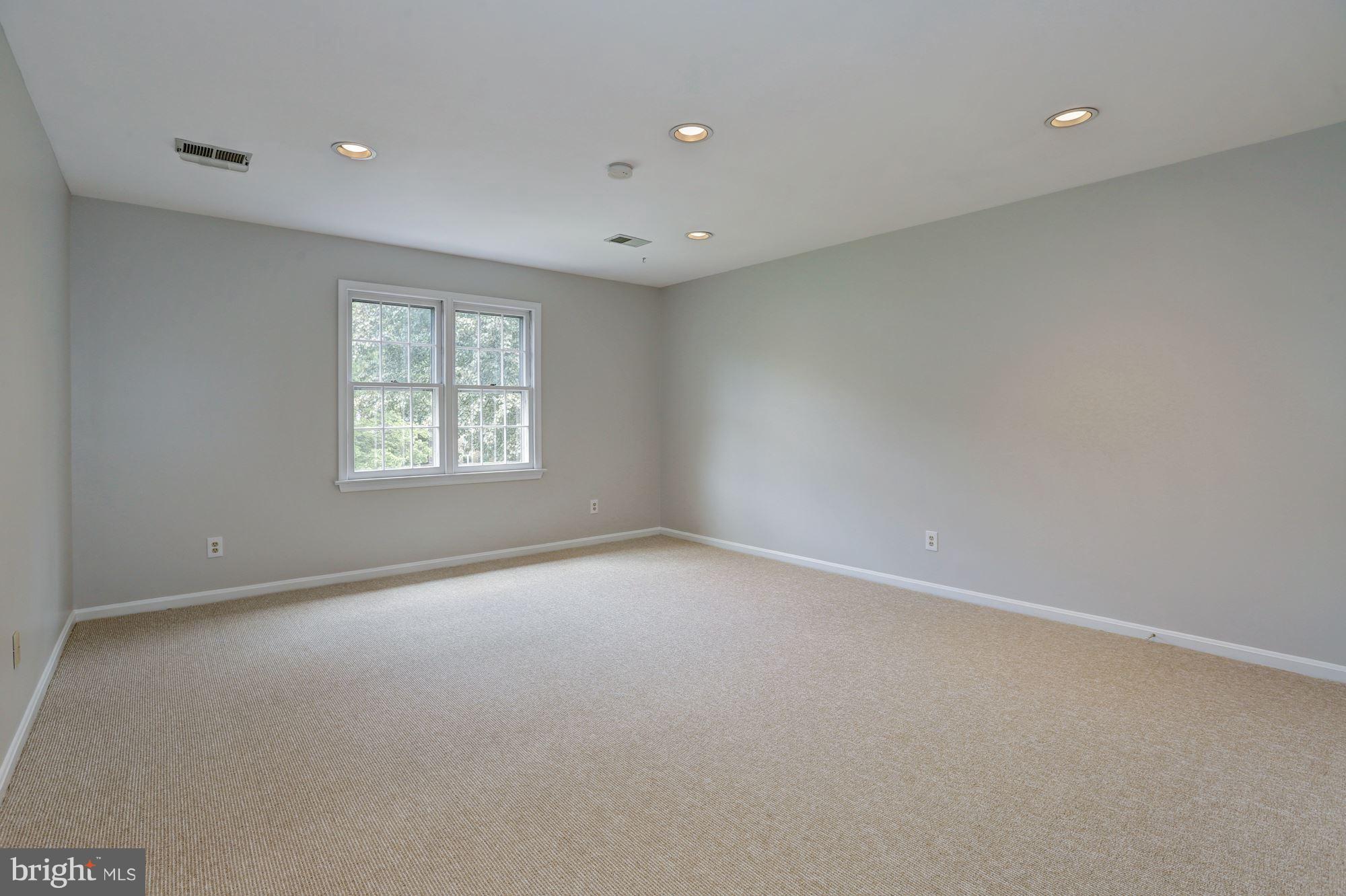 BEDFORDSHIRE - Residential