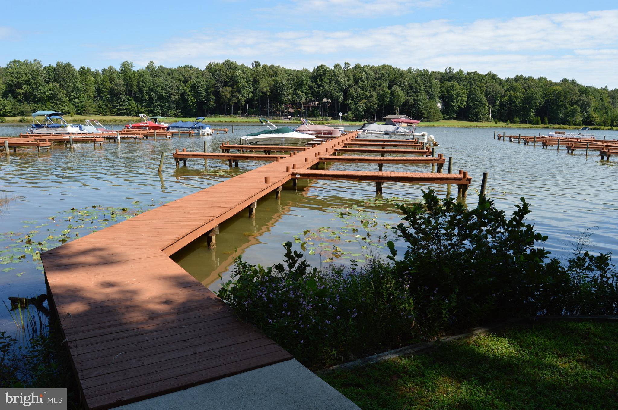 FRESHWATER ESTATES - Land