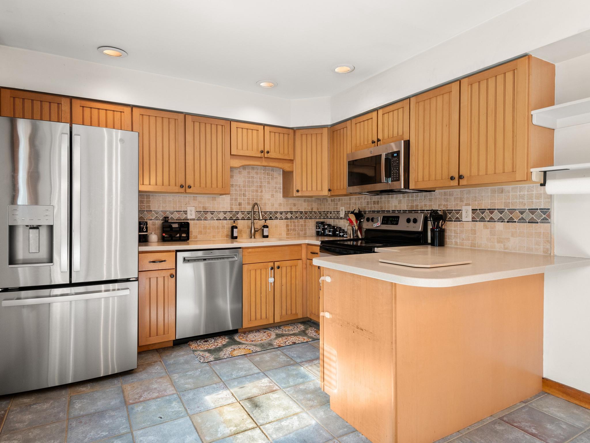 COVERED BRIDGE CRO - Residential