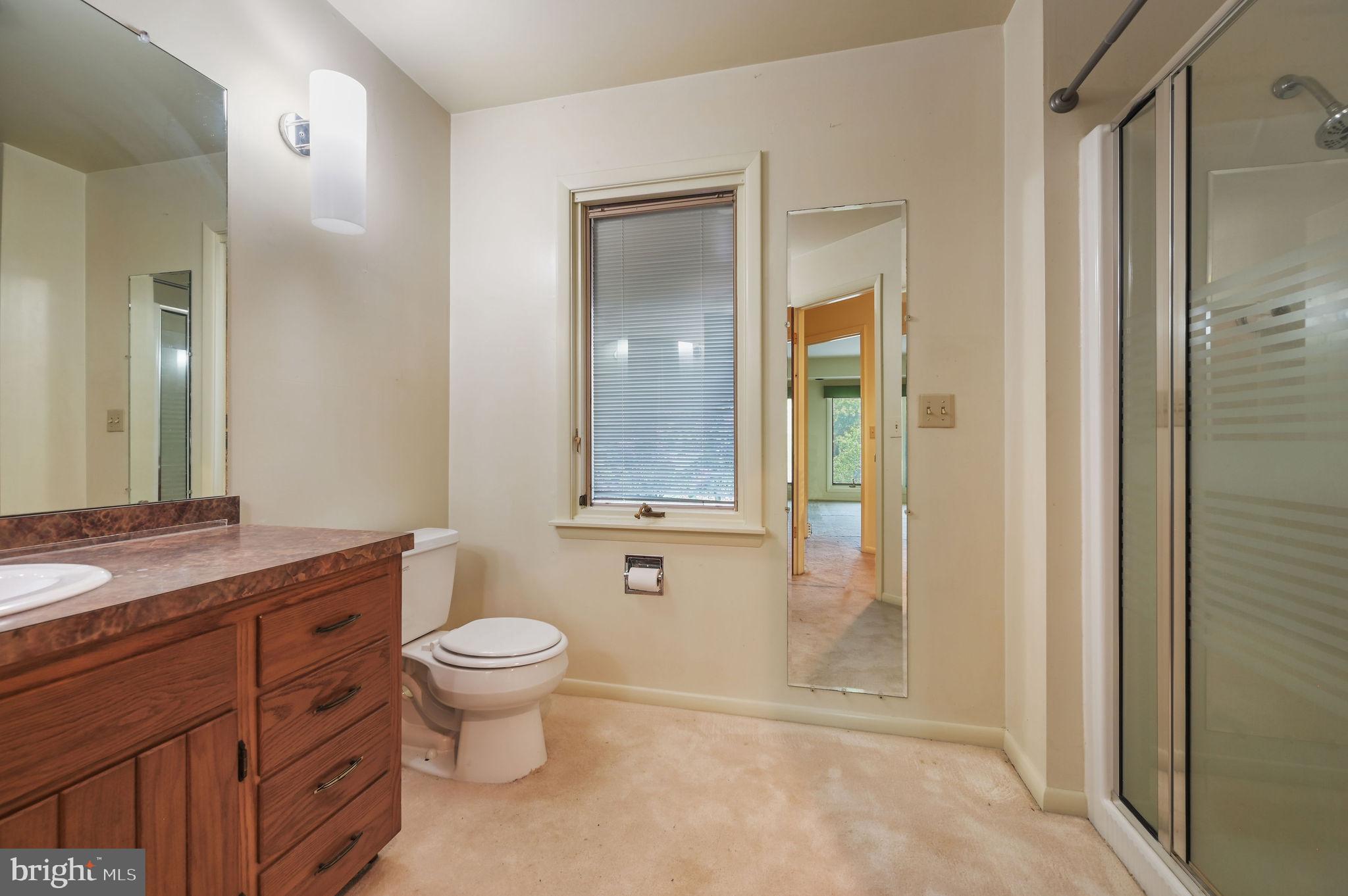 MEADOWGLEN - Residential Lease