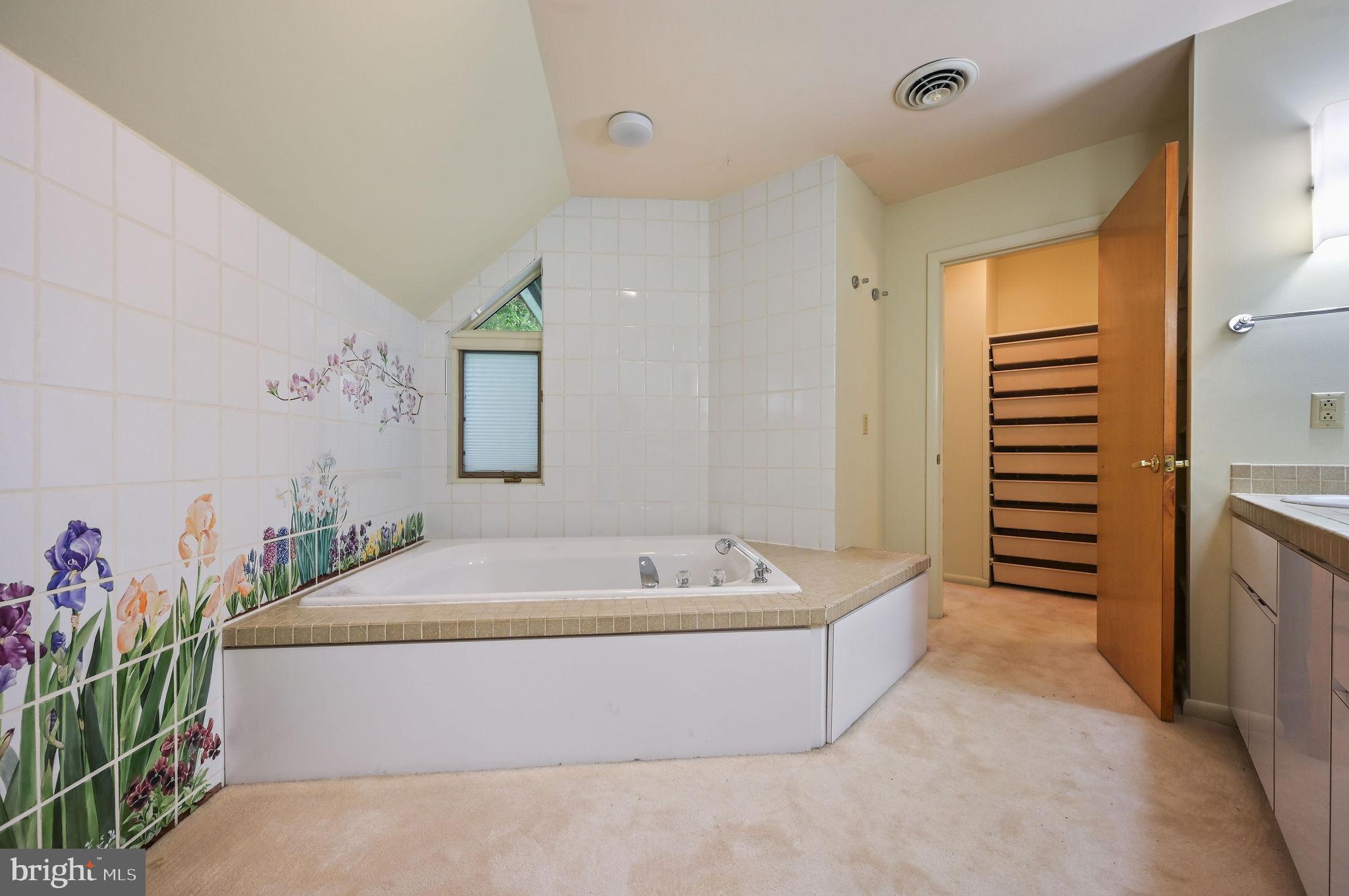 MEADOWGLEN - Residential Lease