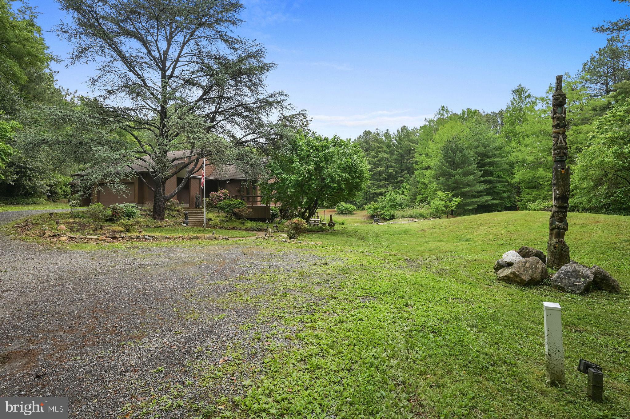 MEADOWGLEN - Residential Lease