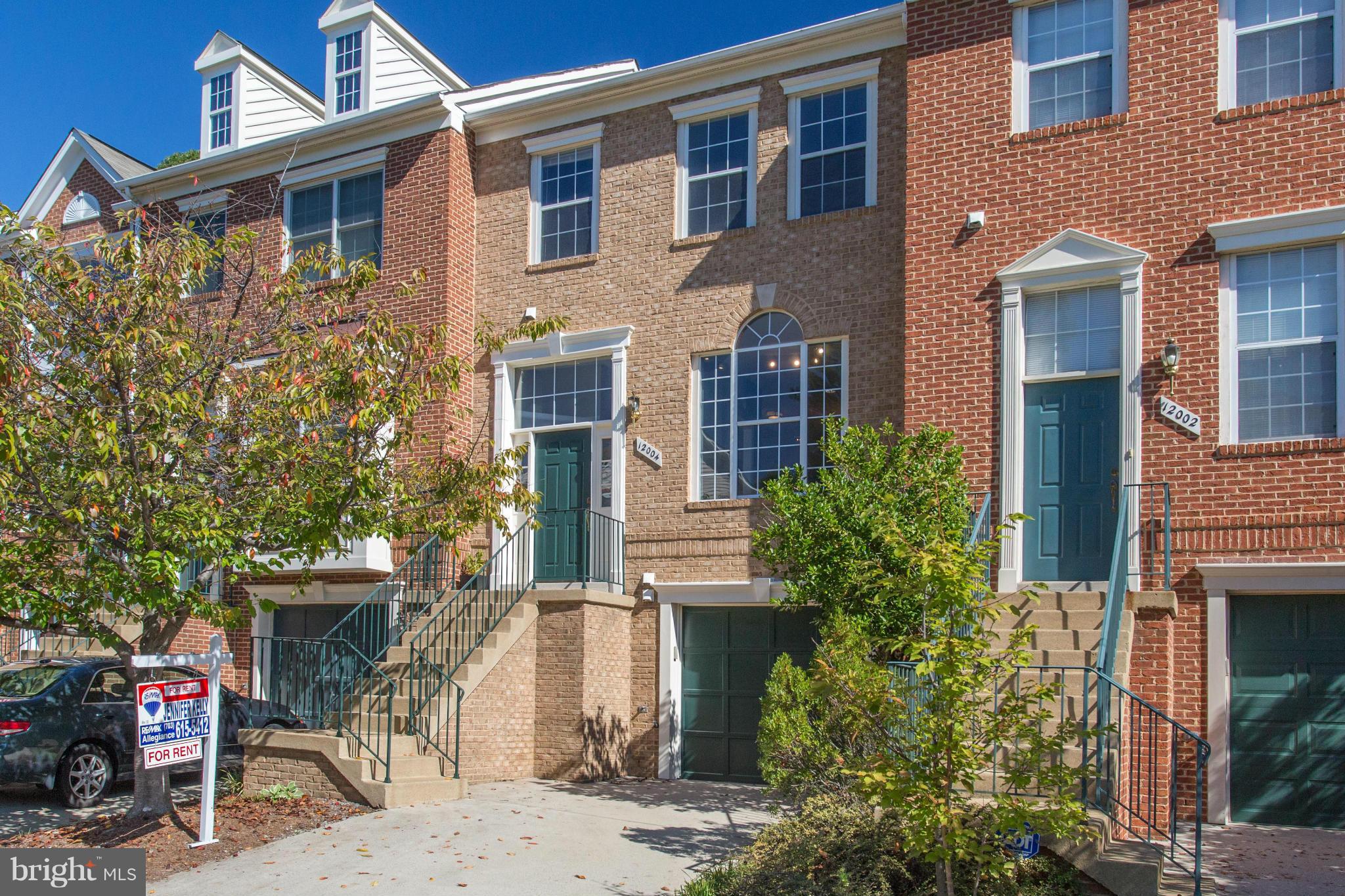 RESTON - Residential Lease