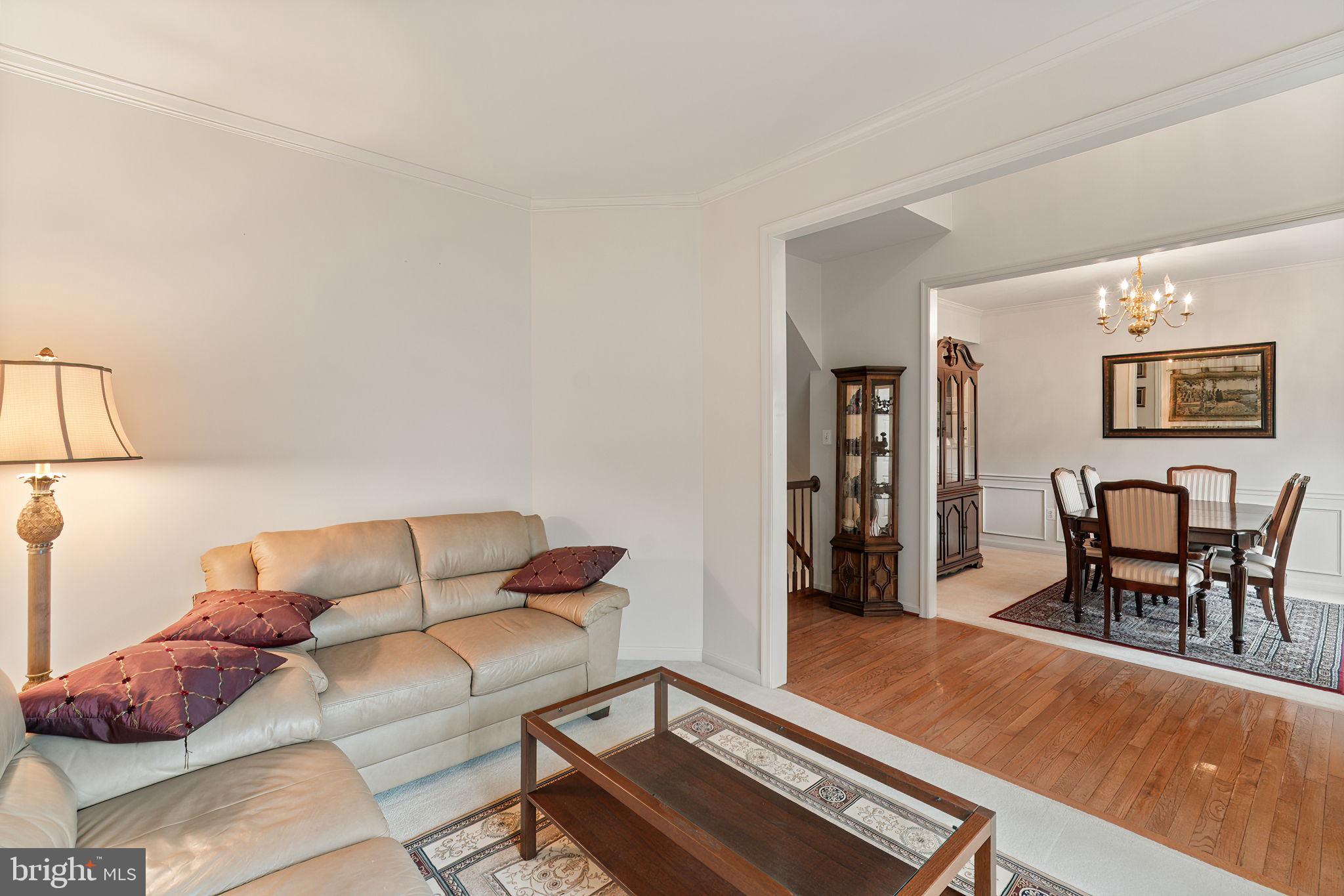 BLOOMS CROSSING - Residential Lease