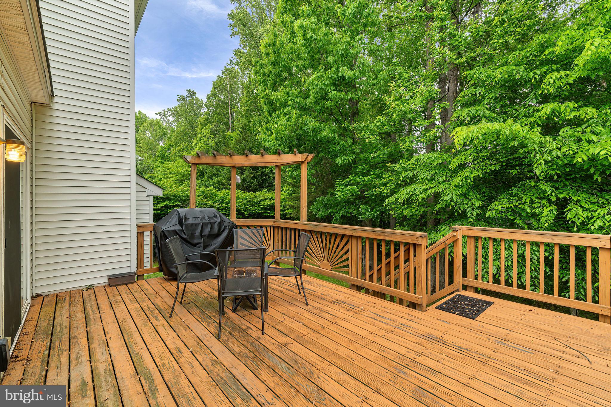 BLOOMS CROSSING - Residential Lease