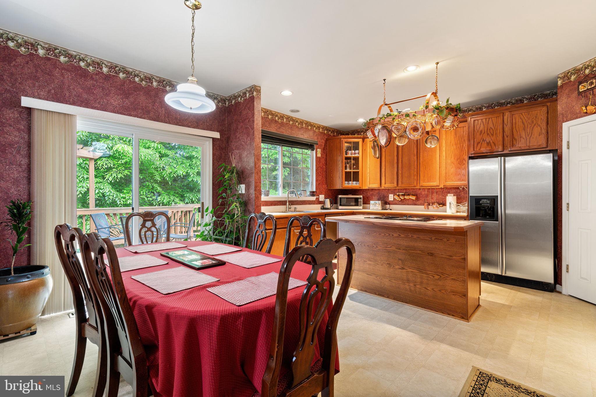 BLOOMS CROSSING - Residential Lease