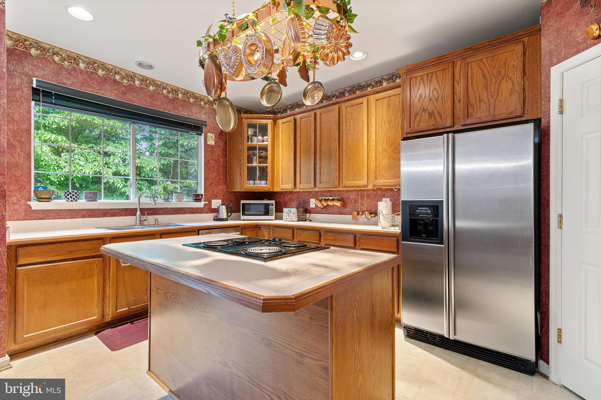 BLOOMS CROSSING - Residential Lease