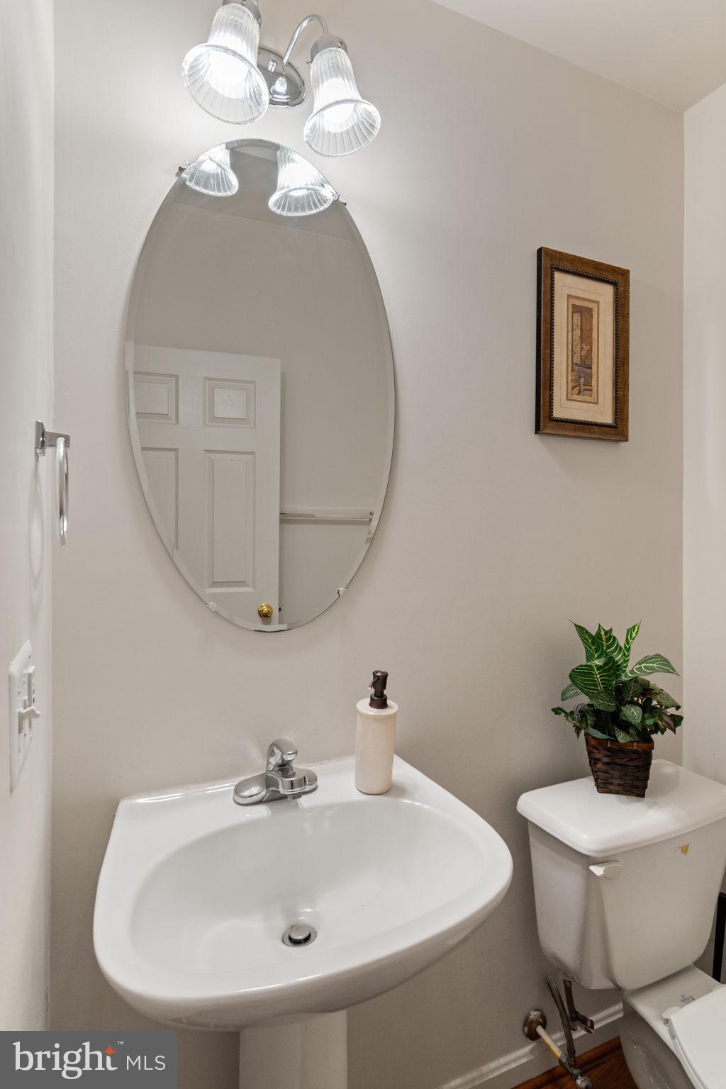 BLOOMS CROSSING - Residential Lease