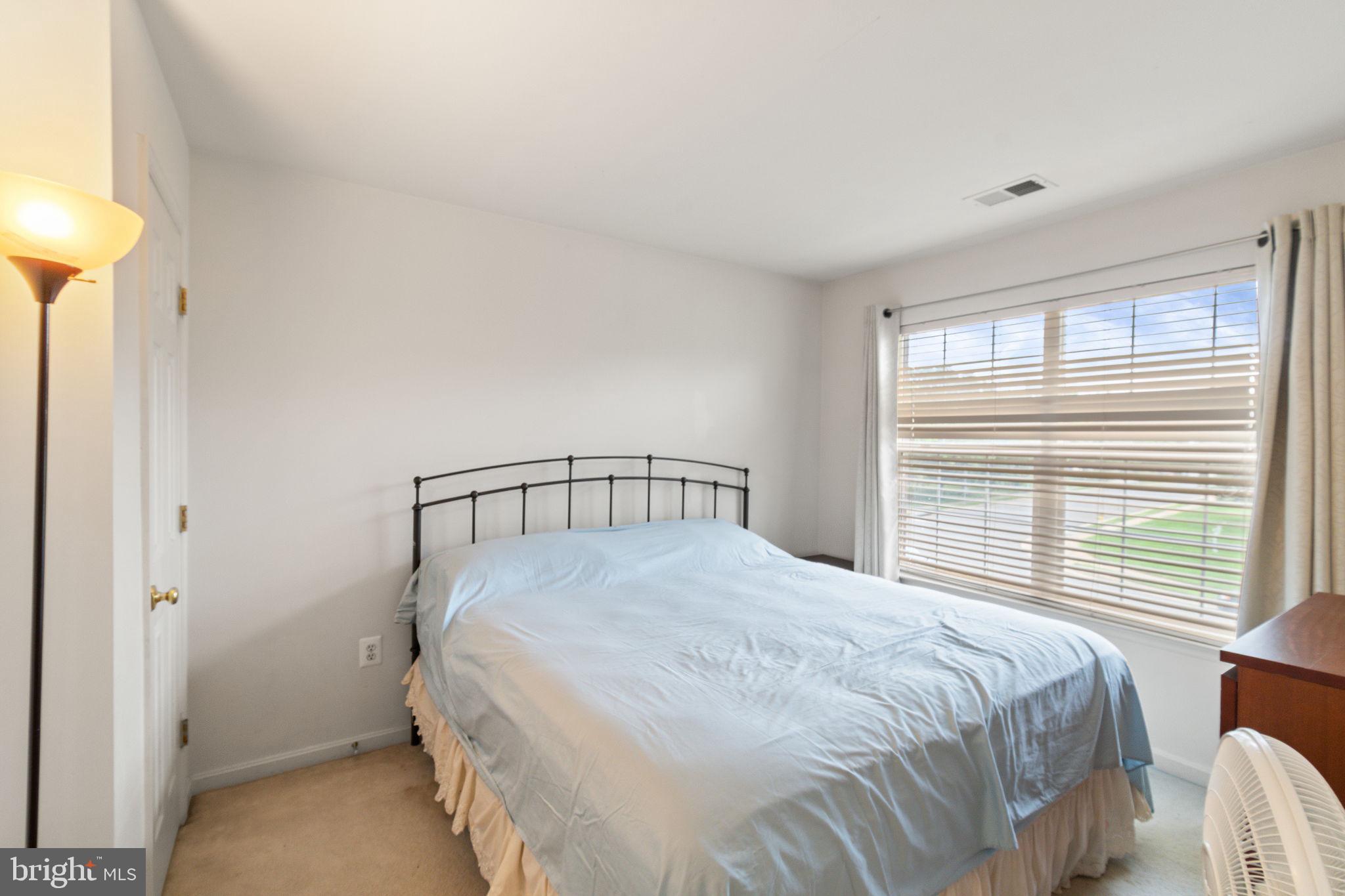 BLOOMS CROSSING - Residential Lease