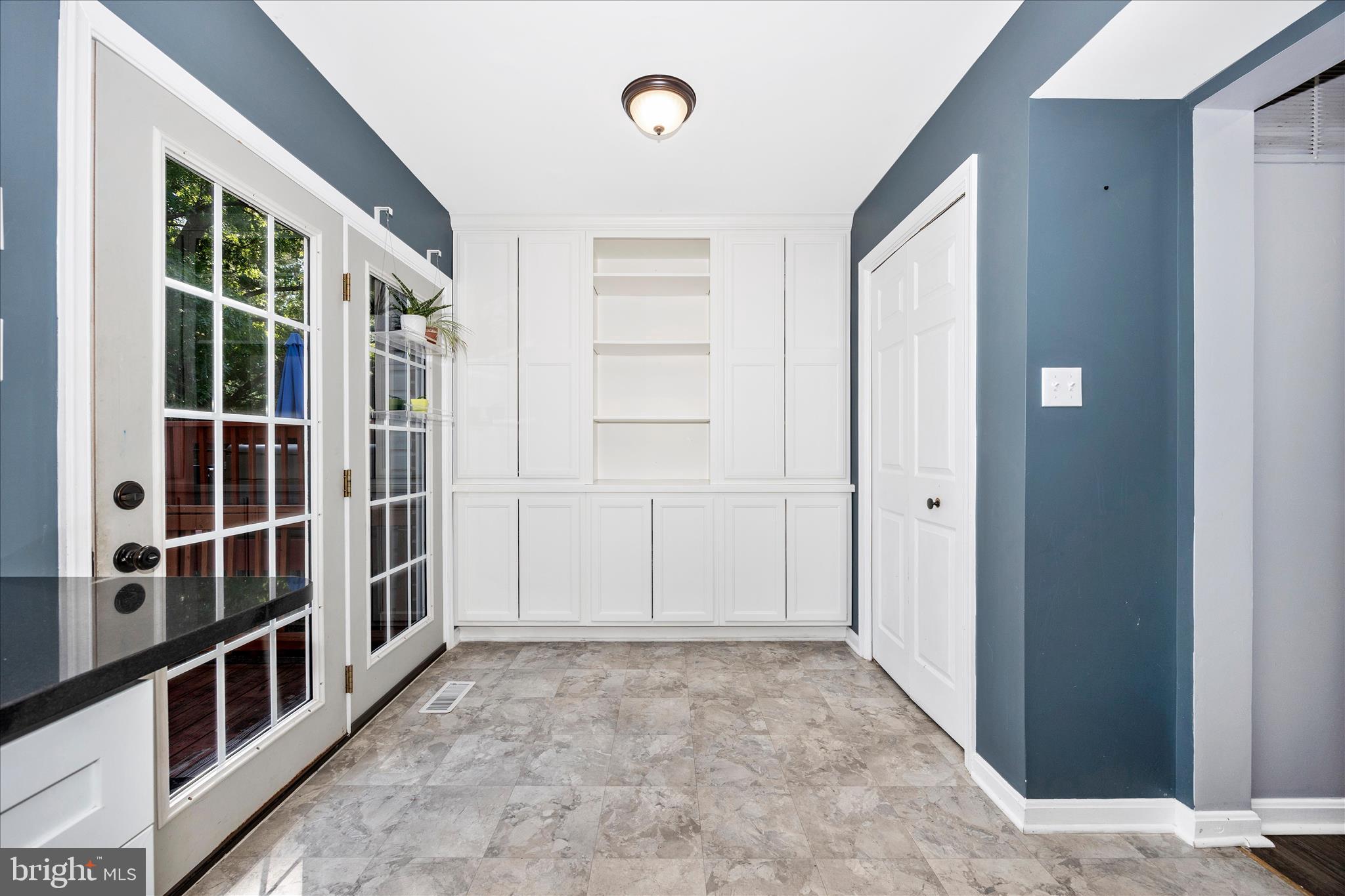 WHITTIER - Residential