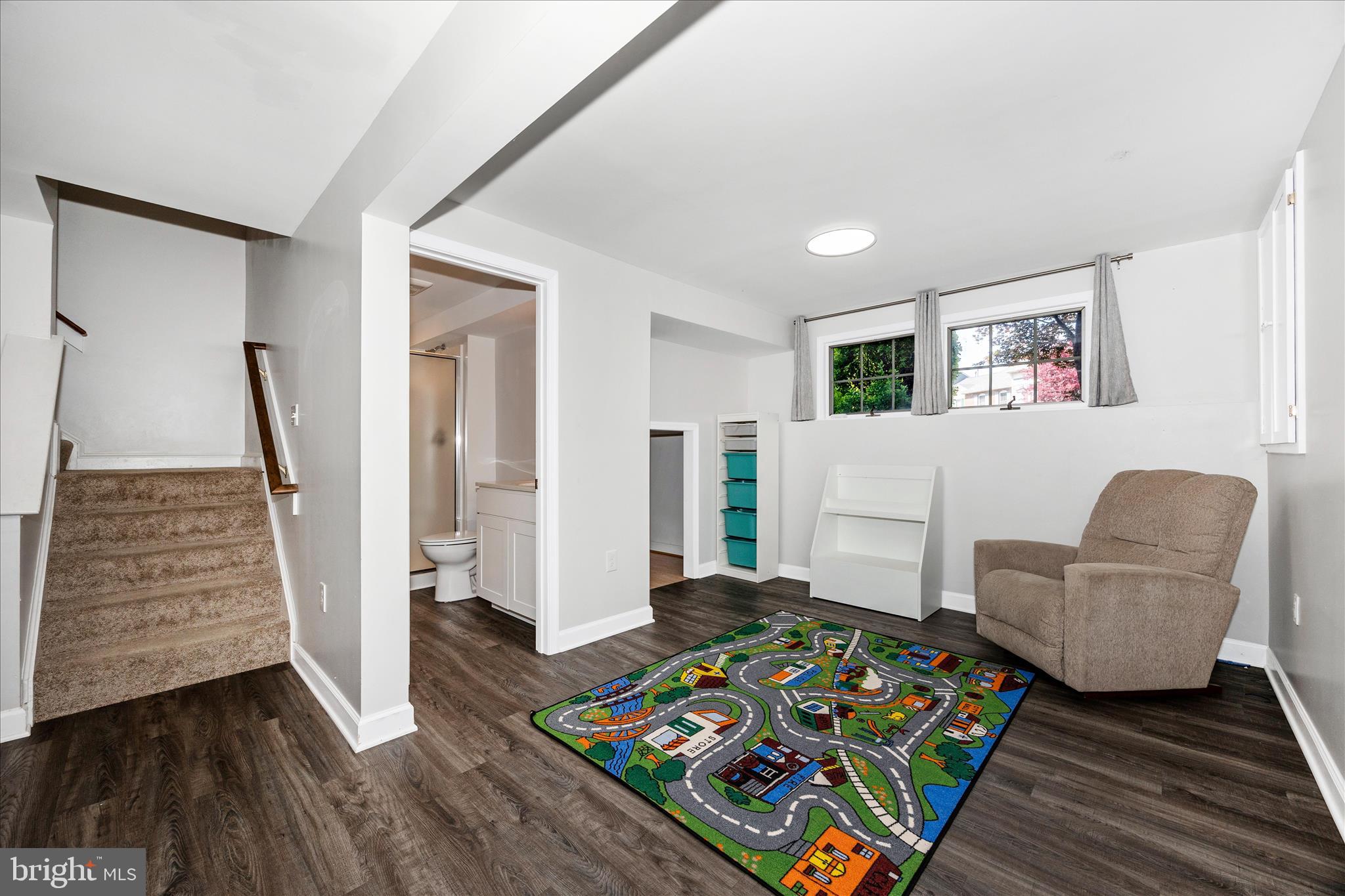 WHITTIER - Residential