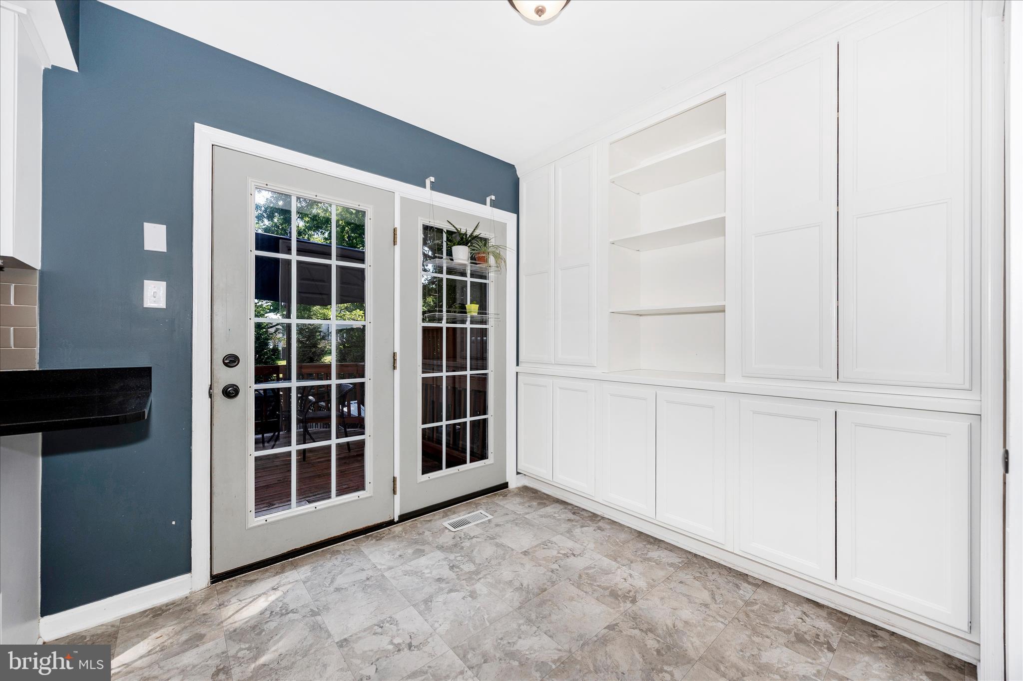 WHITTIER - Residential