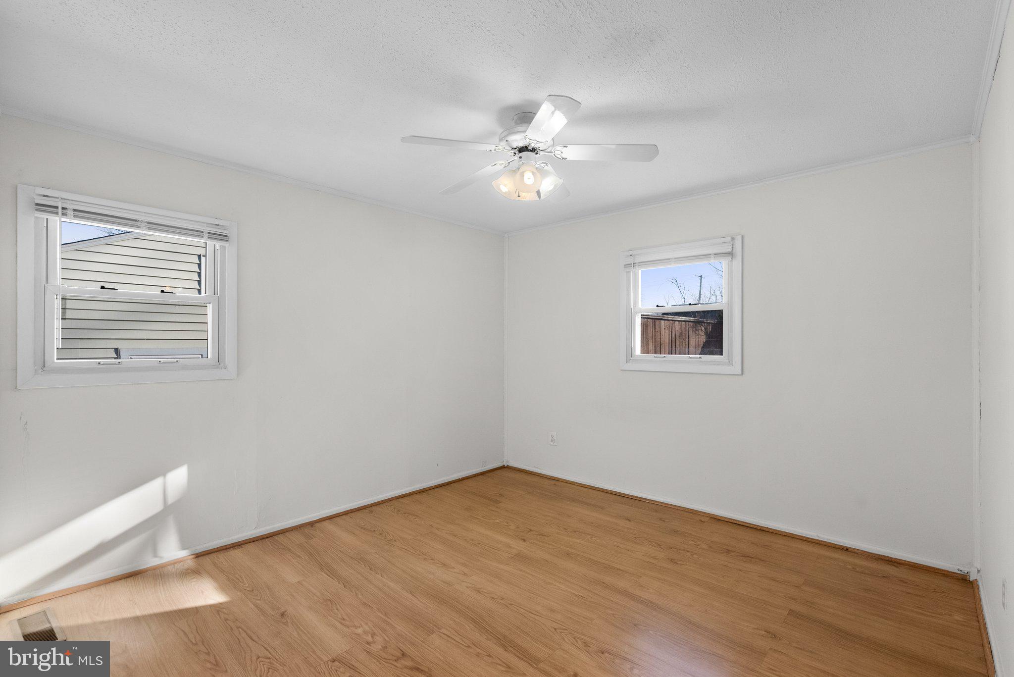 ROCKLAND - Residential