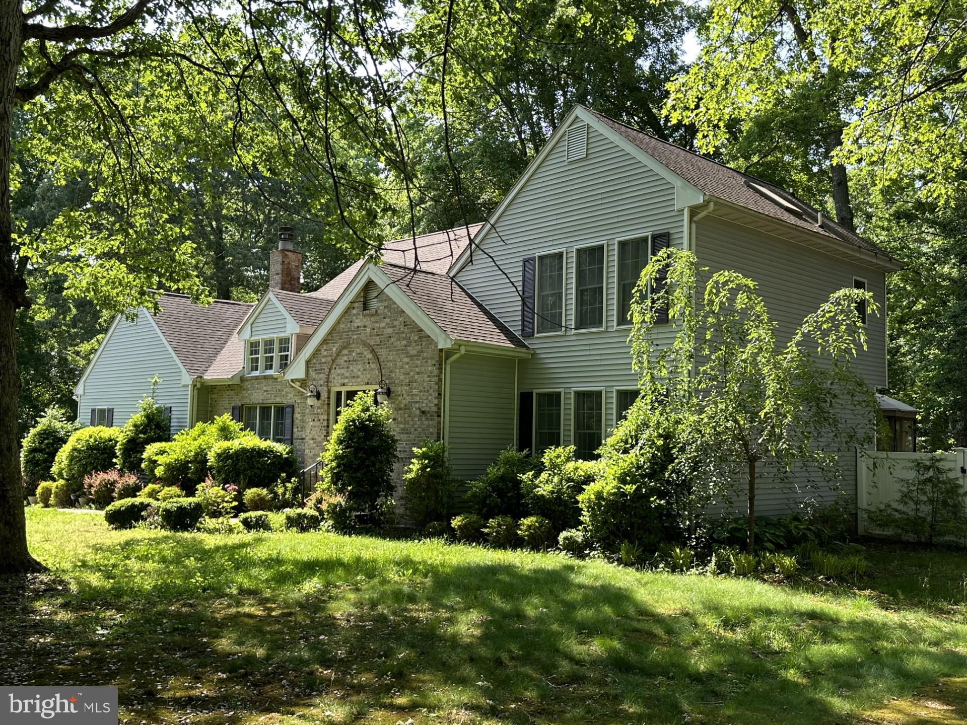 NEVINS MILL - Residential