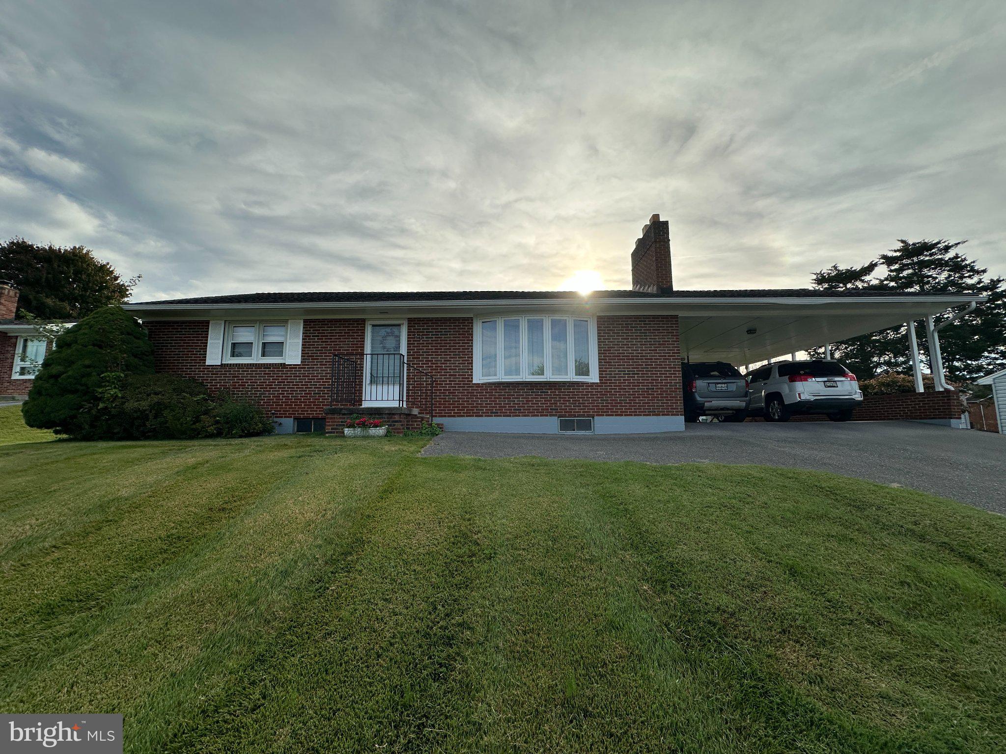 31 LEHIGH AVENUE