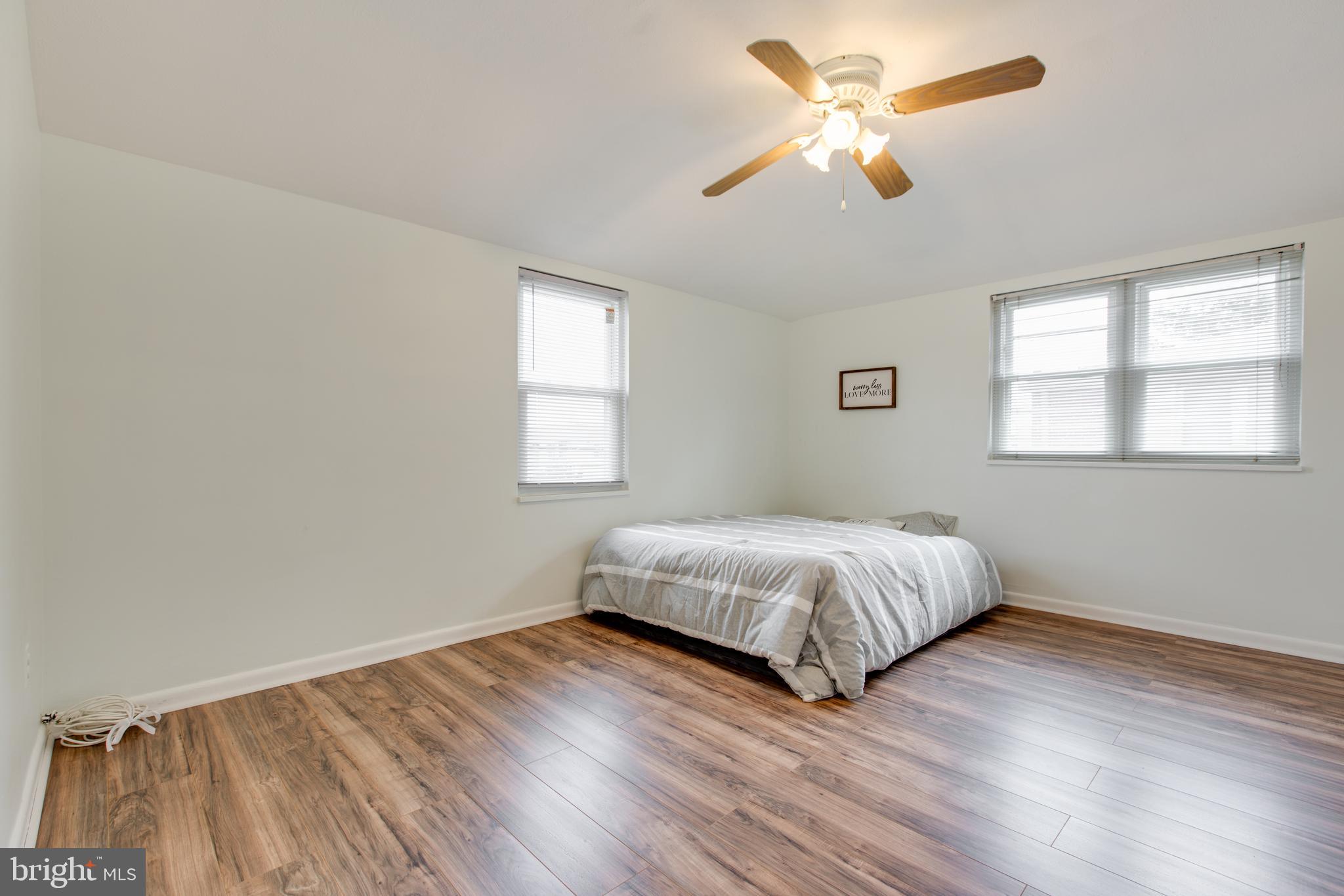 PARKVIEW COURT - Residential Lease