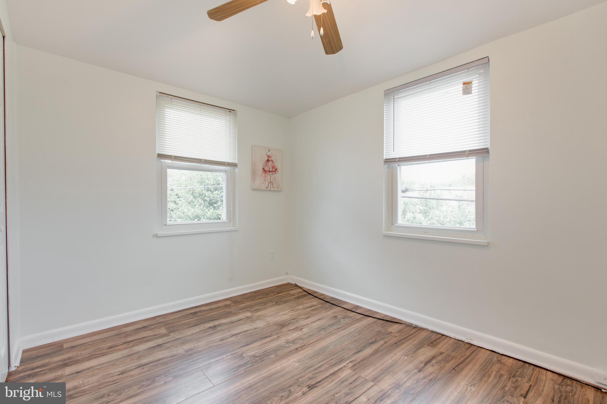 PARKVIEW COURT - Residential Lease