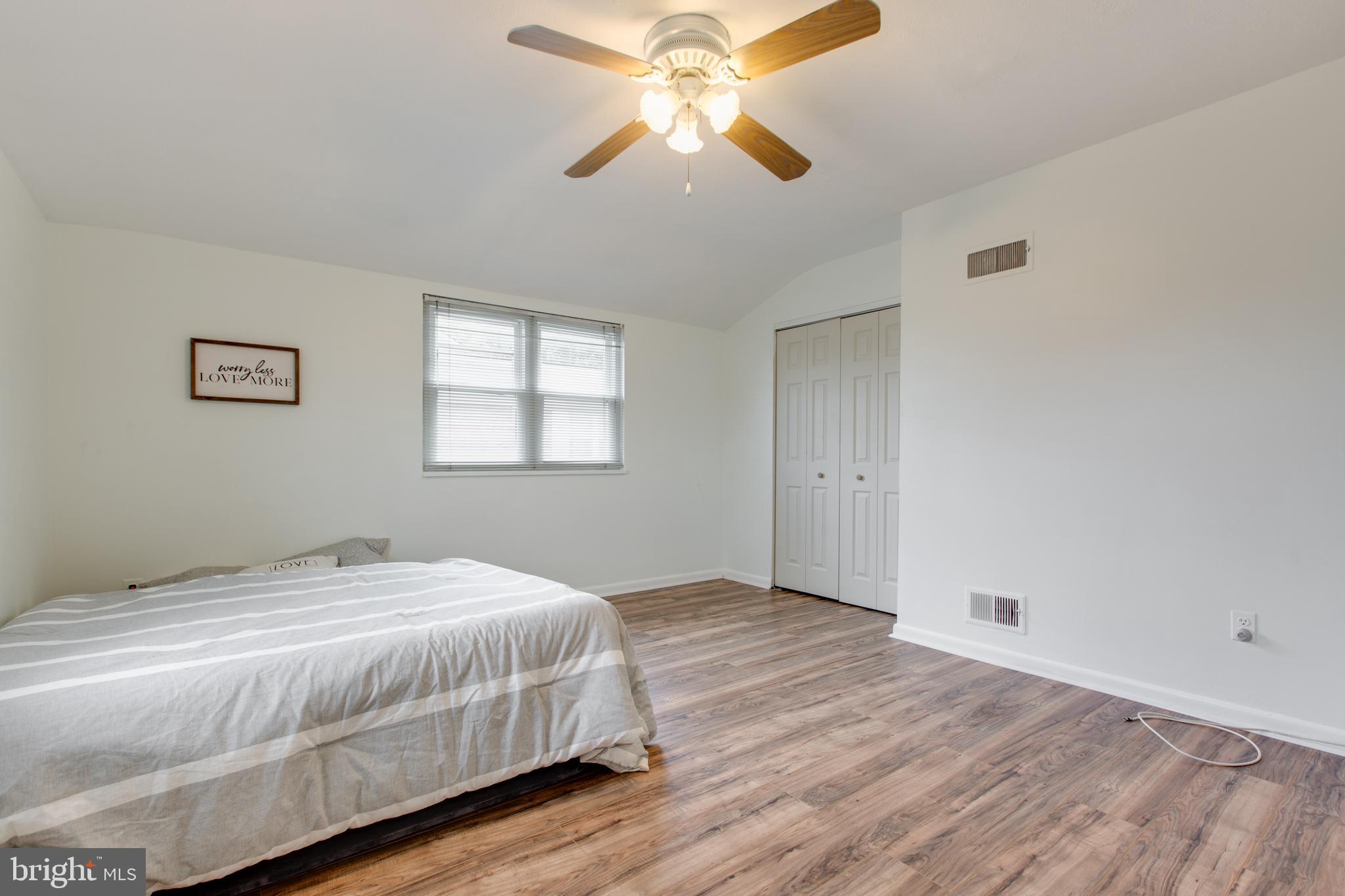 PARKVIEW COURT - Residential Lease