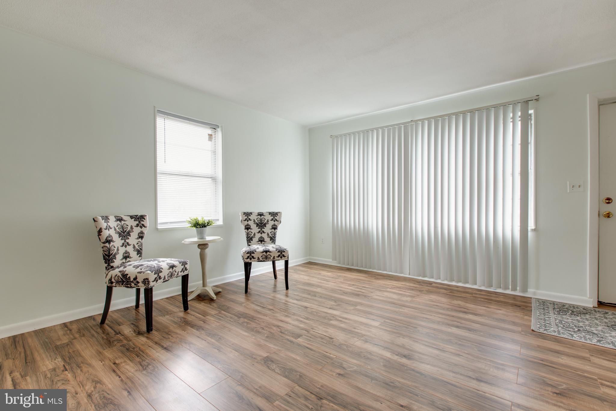 PARKVIEW COURT - Residential Lease