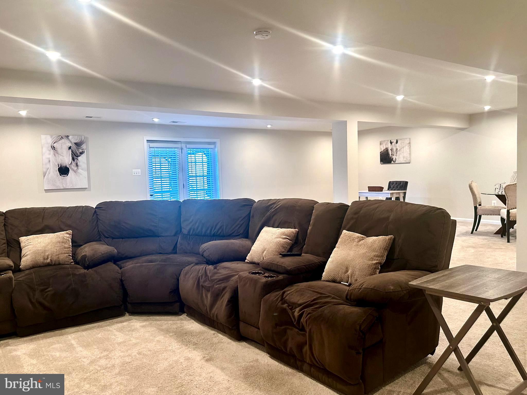 LEE'S PARKE - Residential