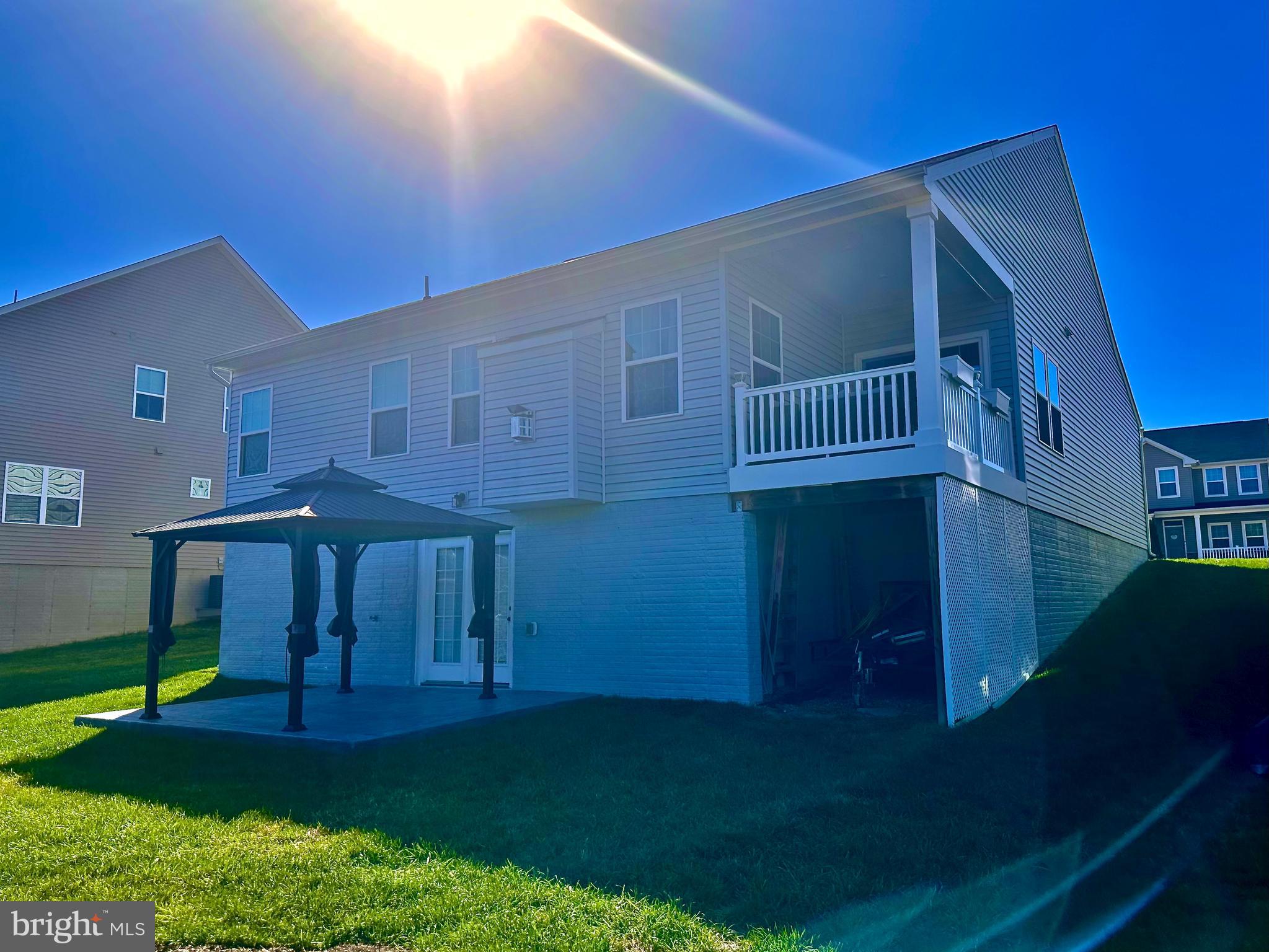 LEE'S PARKE - Residential